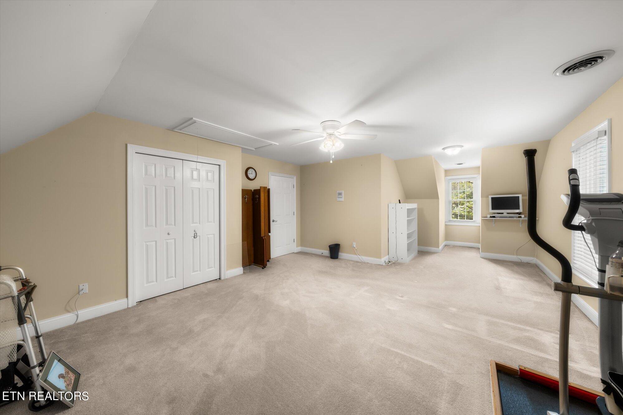 Relocate to Farragut TN to Fox Run Community Lisa Sinclair