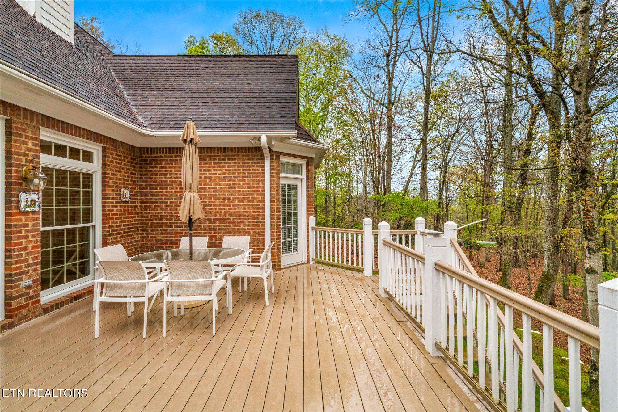 Relocate to Farragut TN to Fox Run Community Lisa Sinclair