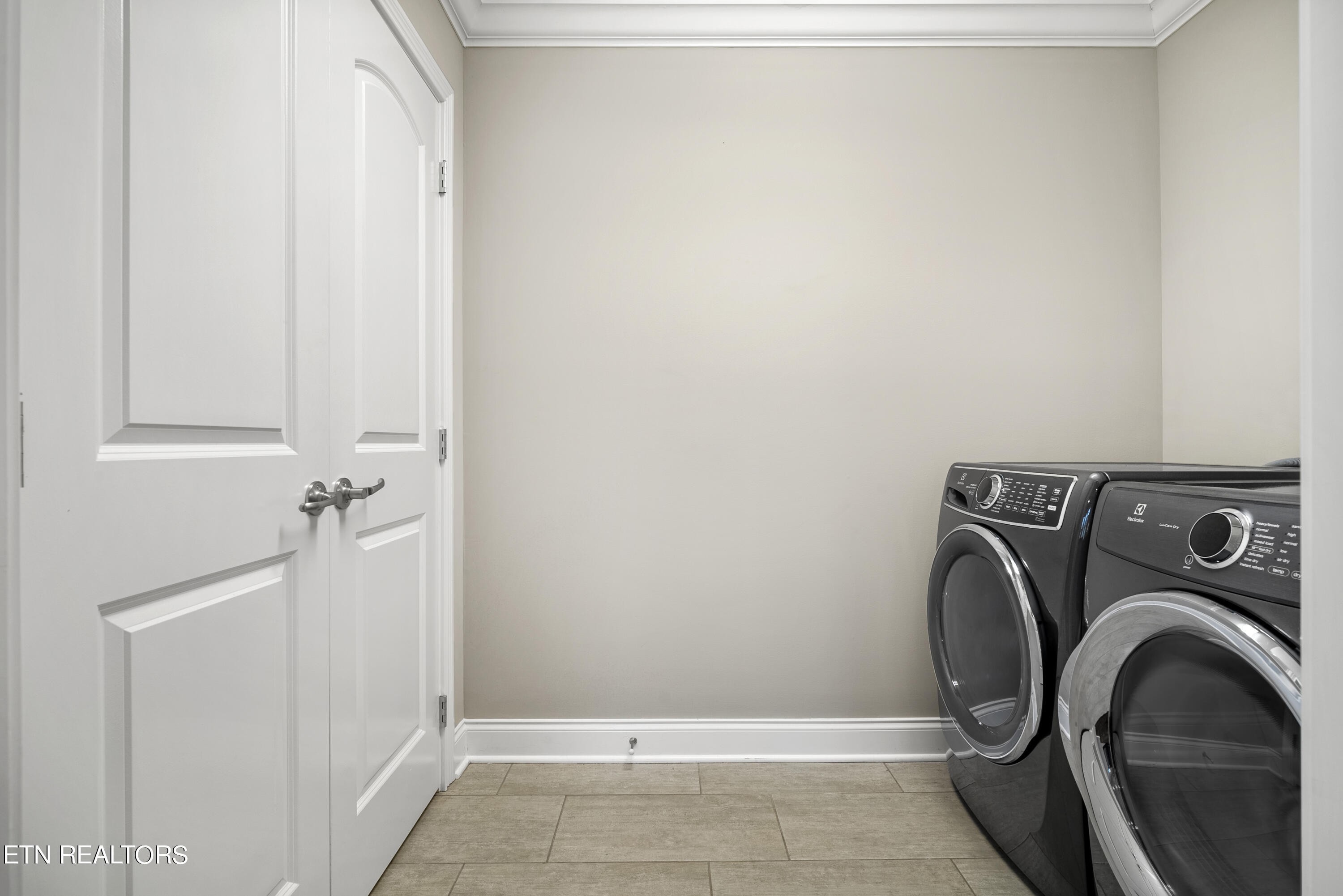 2415 Water Valley Way