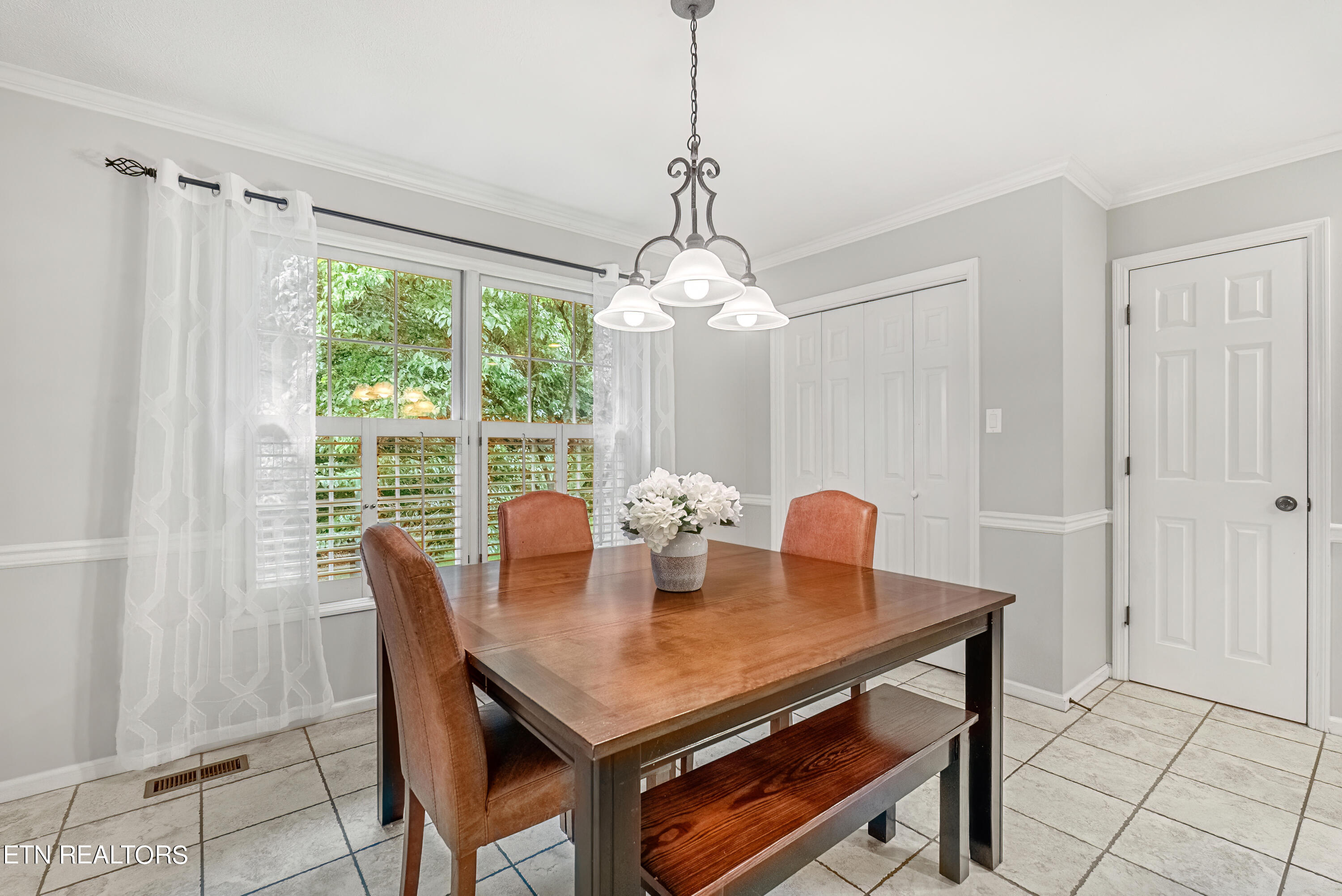 10623 Summit Mountain Court