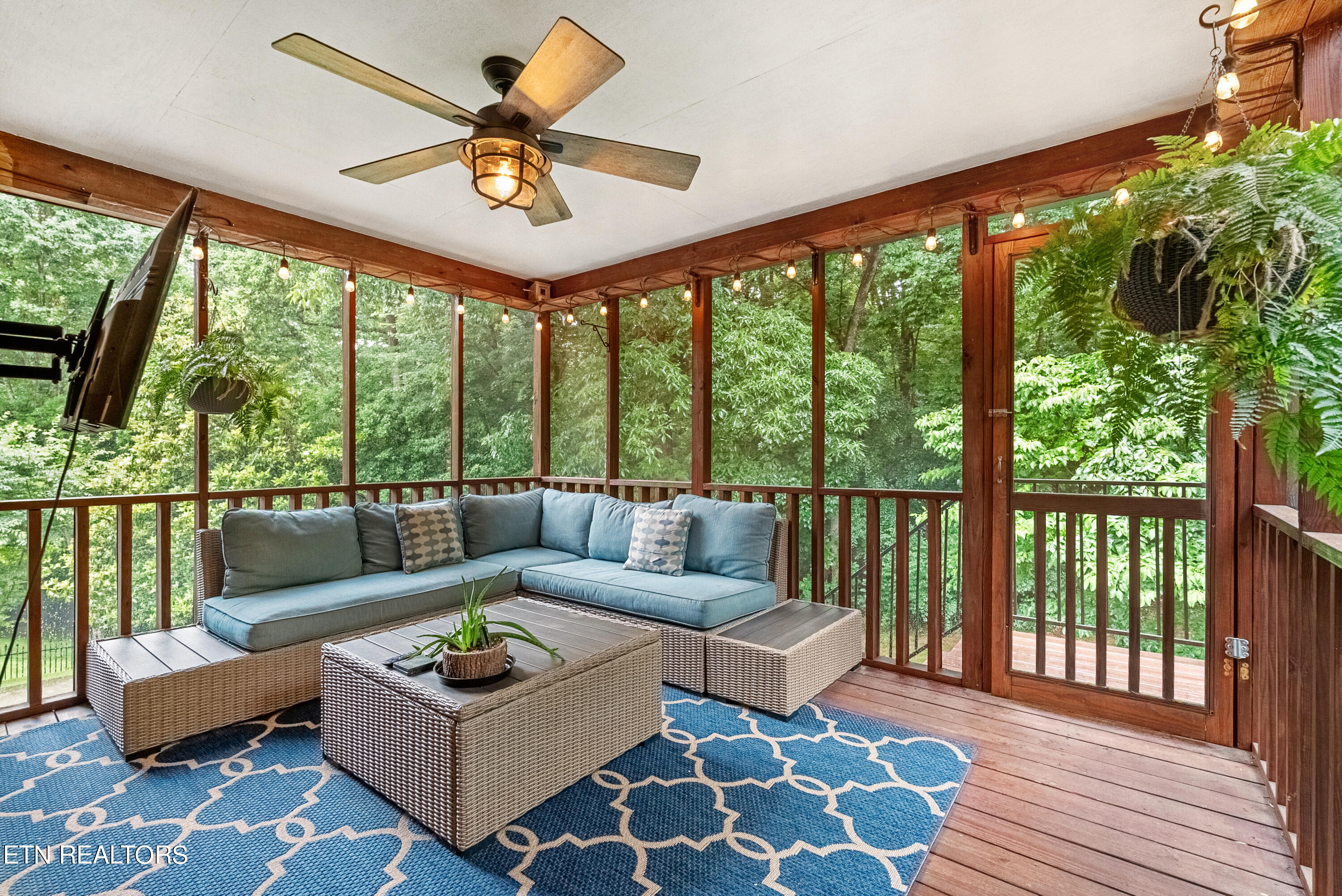 10623 Summit Mountain Court