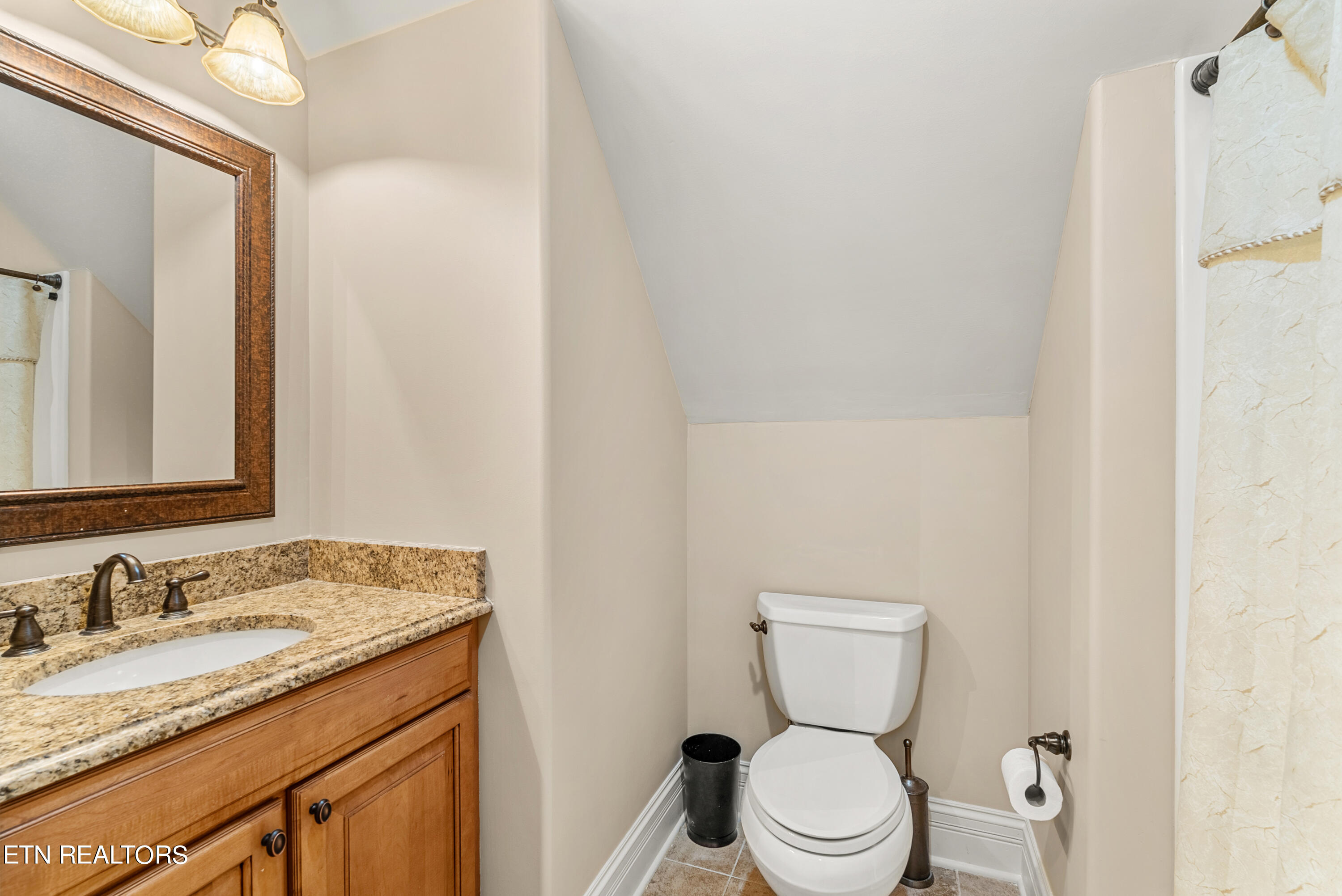 1516 Charlottesville Blvd