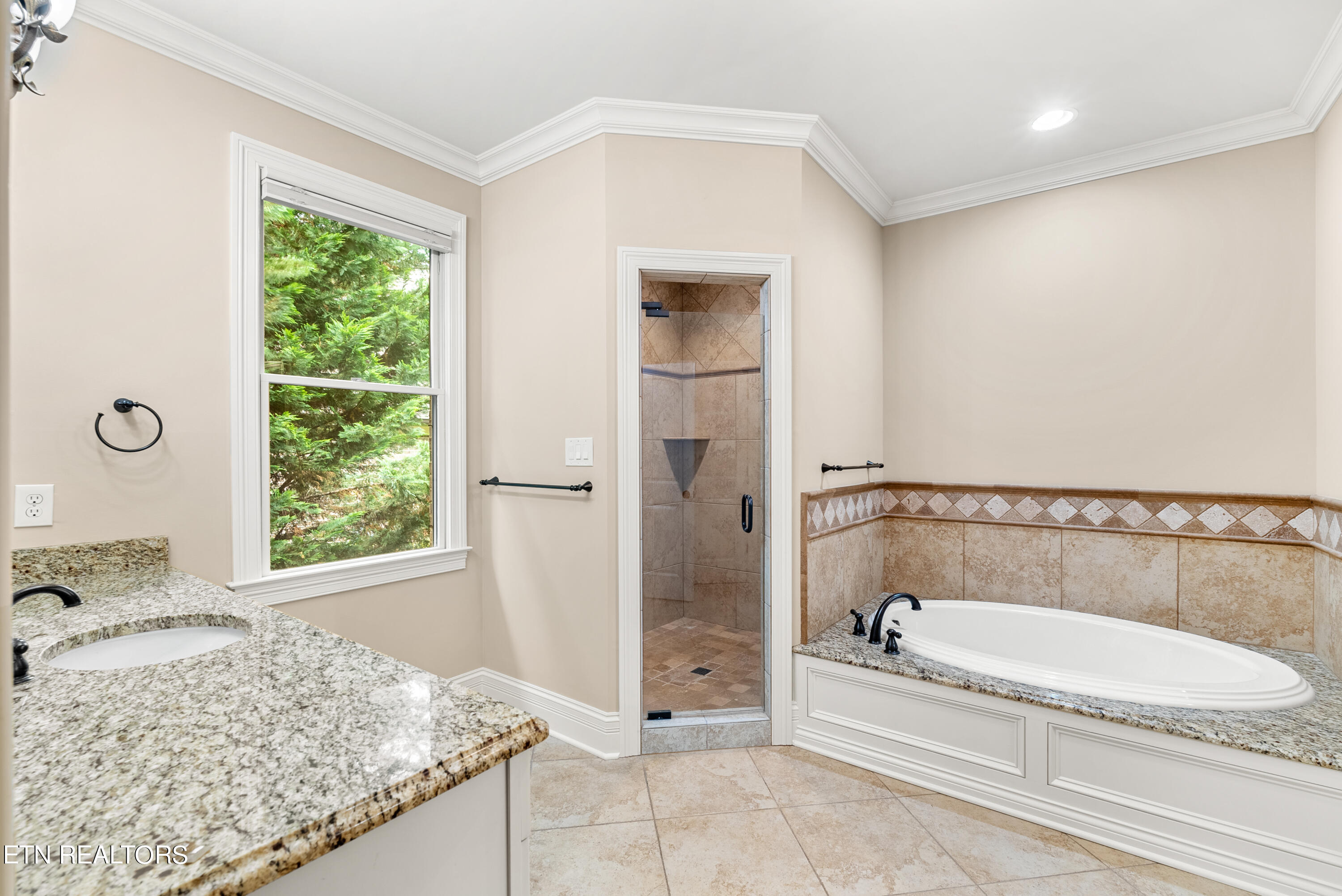 1516 Charlottesville Blvd