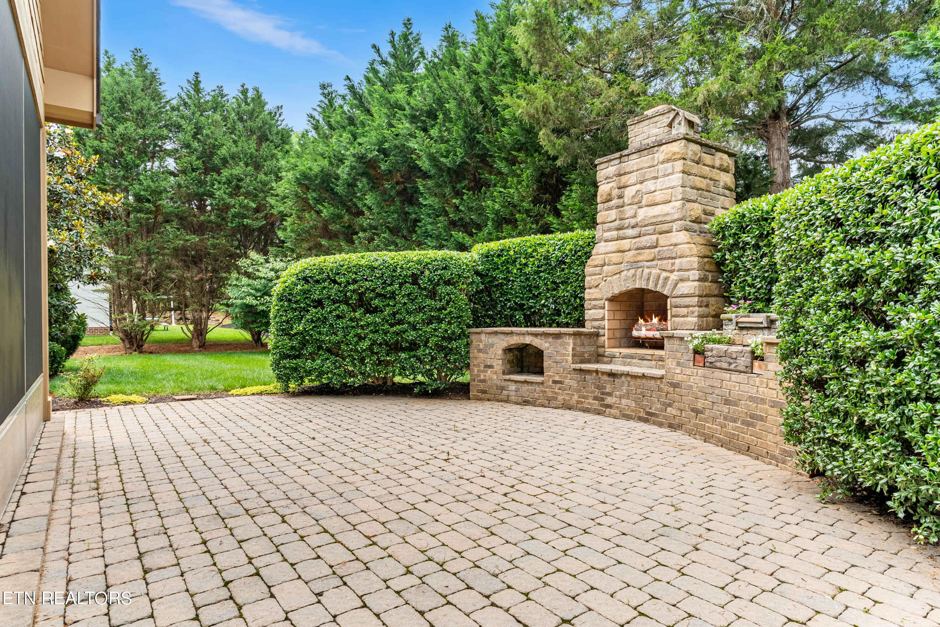 1516 Charlottesville Blvd