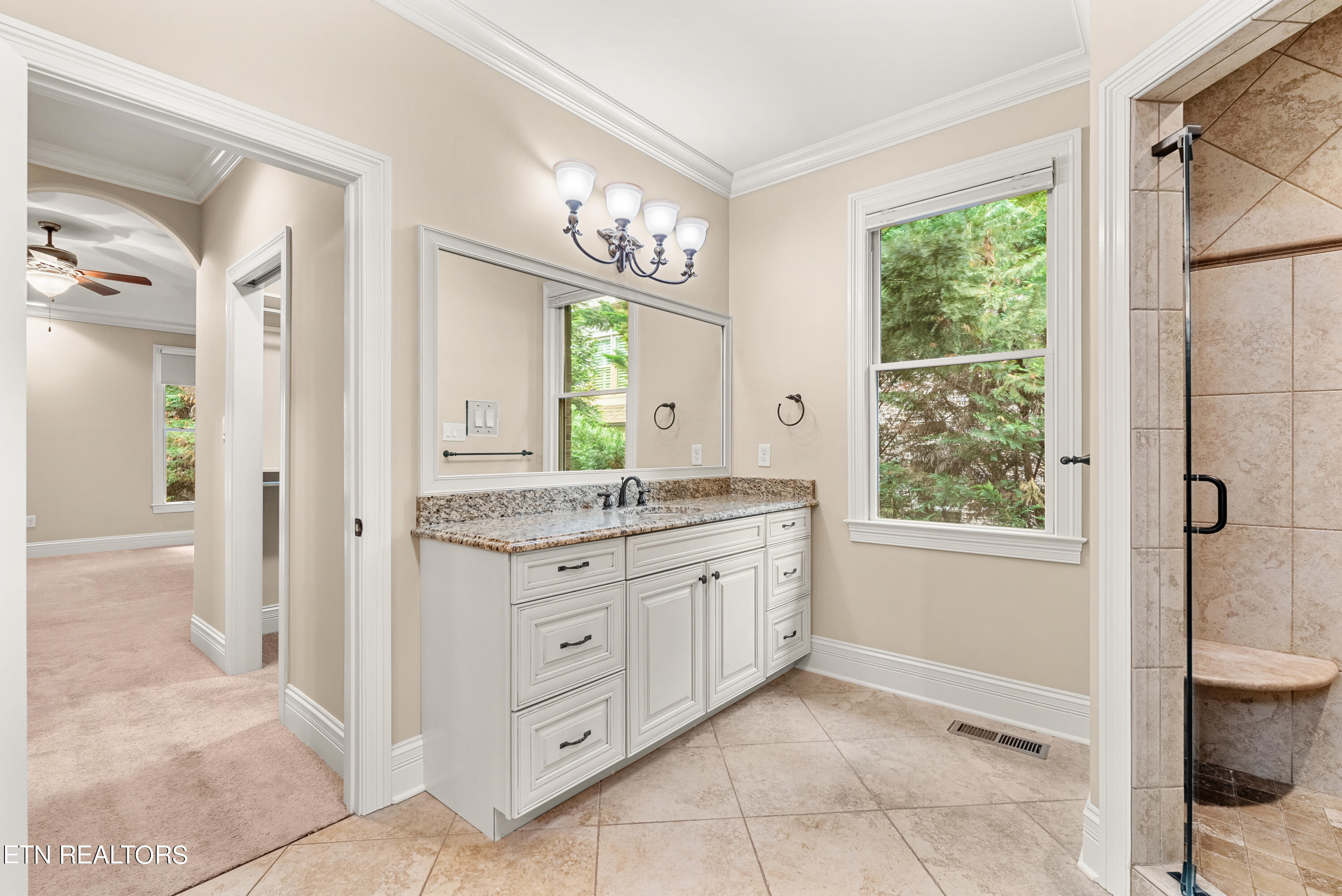 1516 Charlottesville Blvd