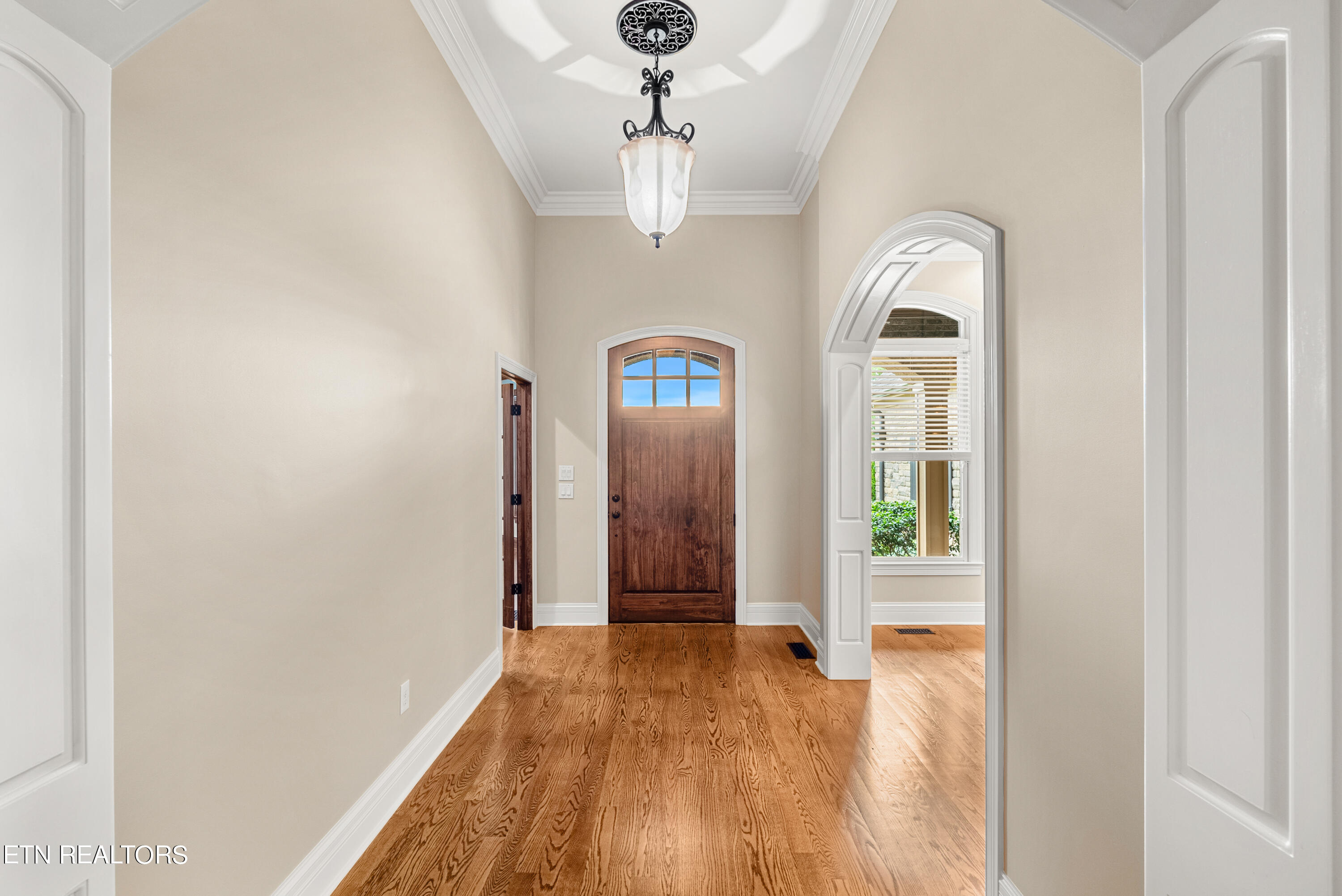 1516 Charlottesville Blvd