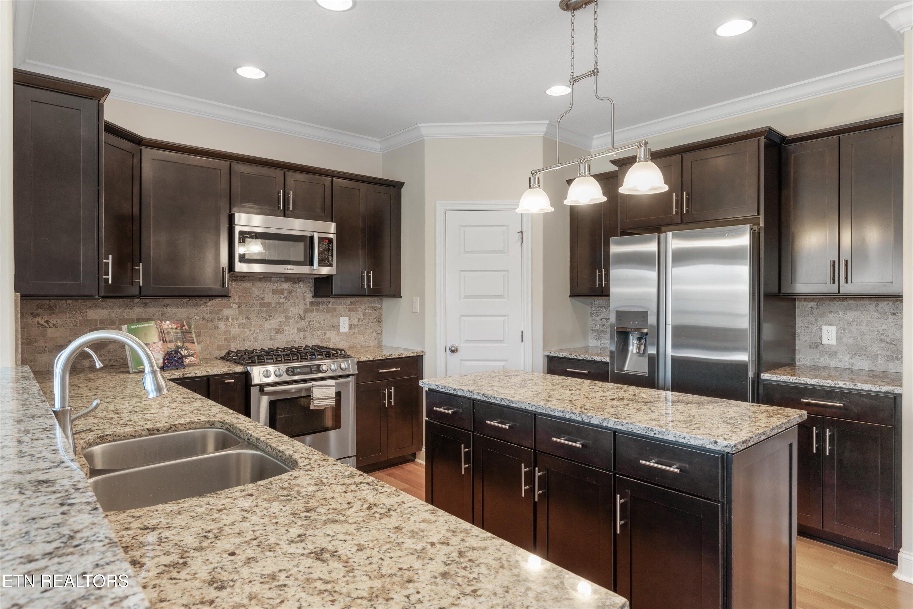 11648 Shirecliffe Lane