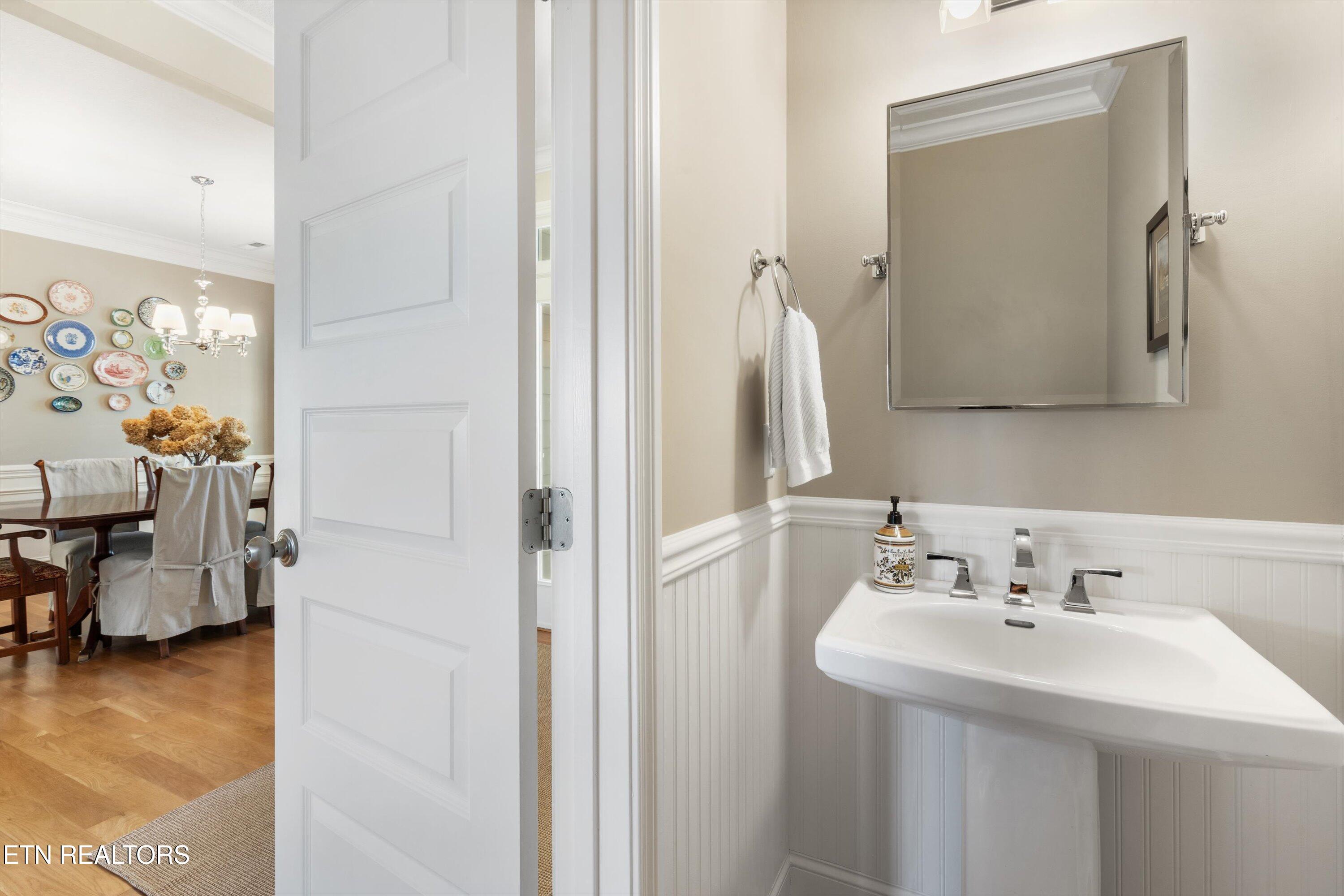 11648 Shirecliffe Lane