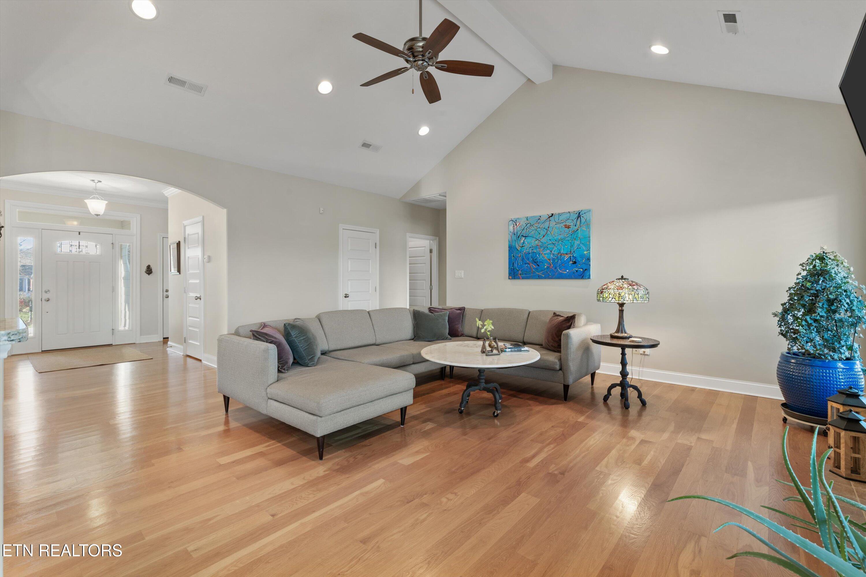 11648 Shirecliffe Lane