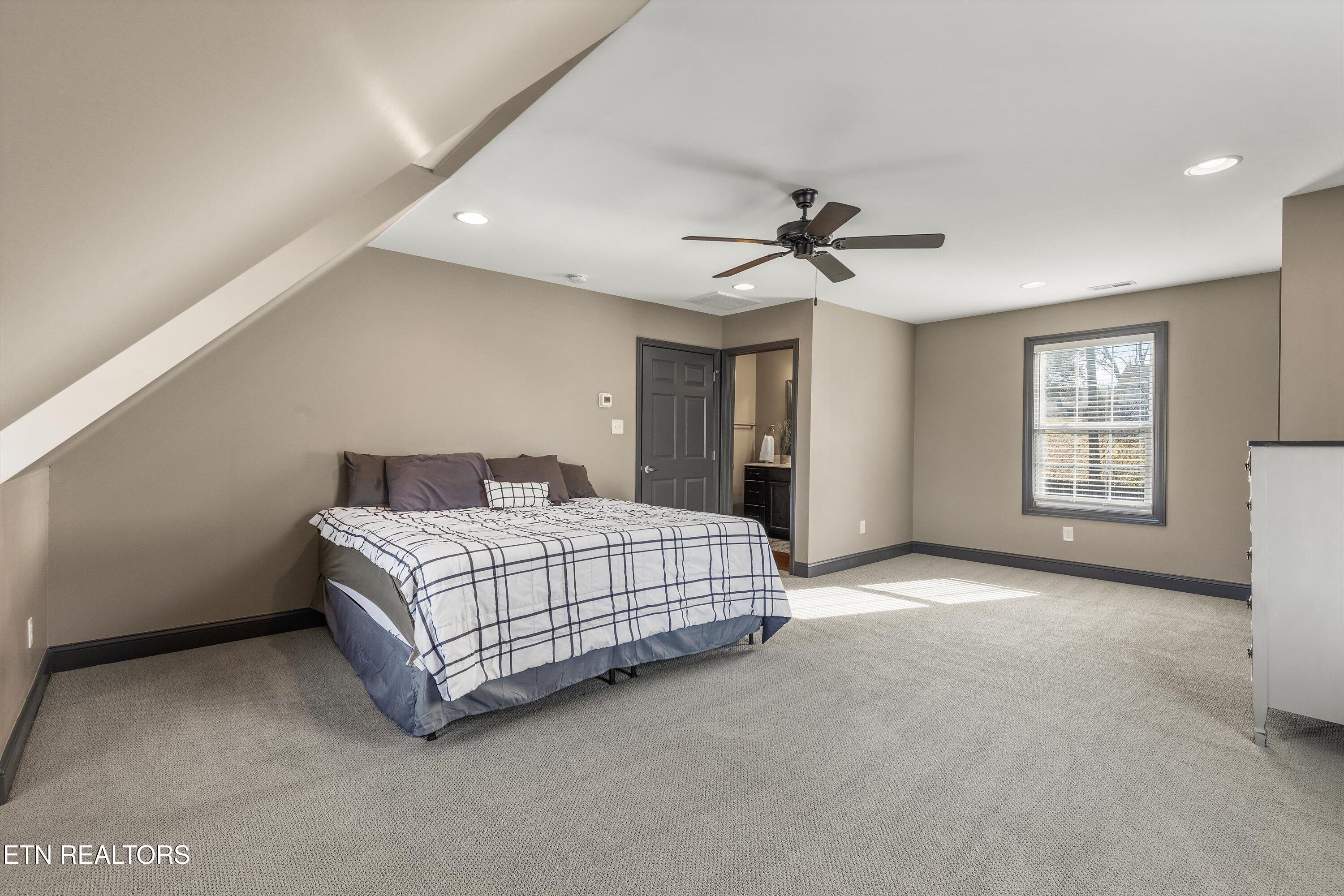 9928 Sierra Vista Lane