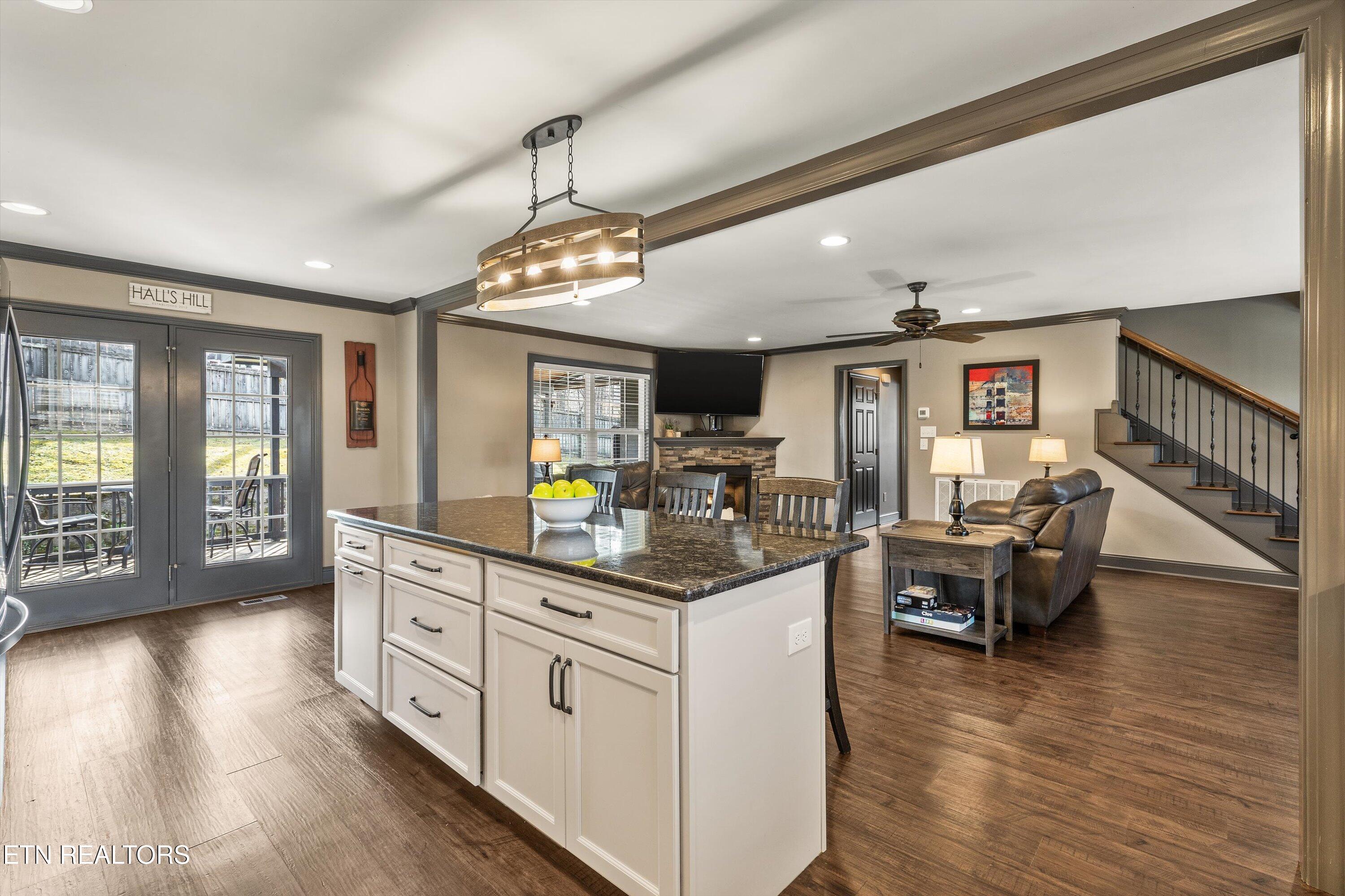 9928 Sierra Vista Lane