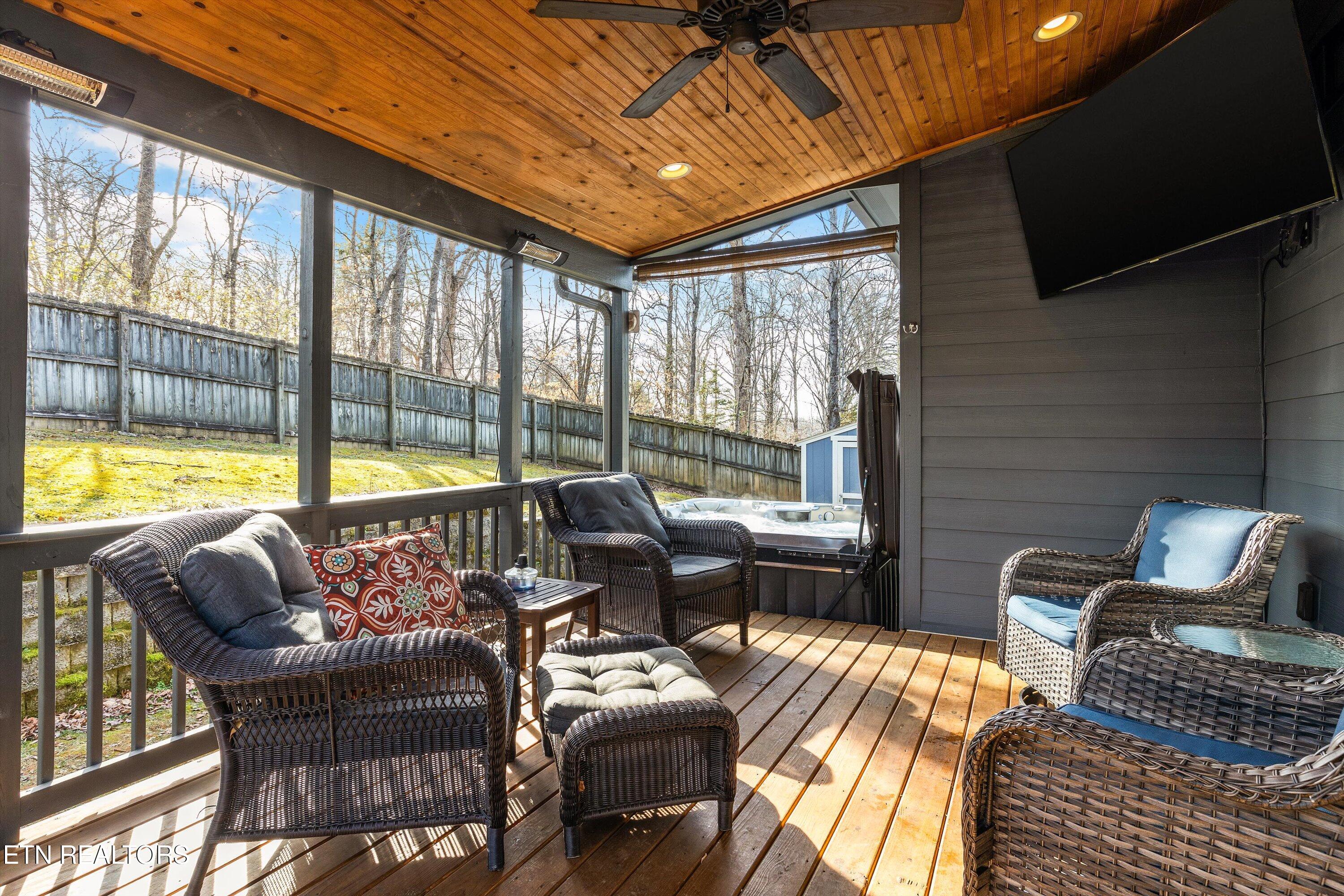 9928 Sierra Vista Lane