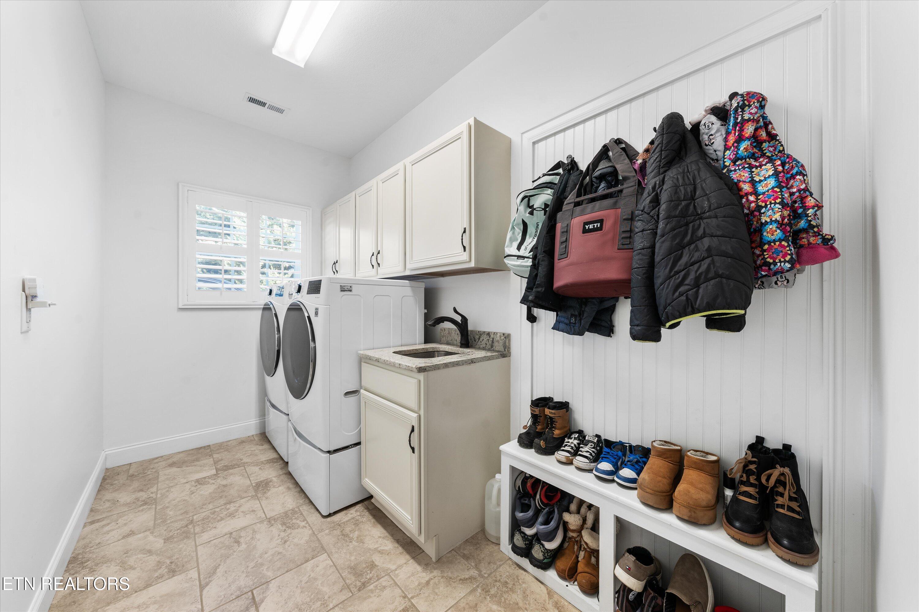 12204 Harpers Ferry Lane