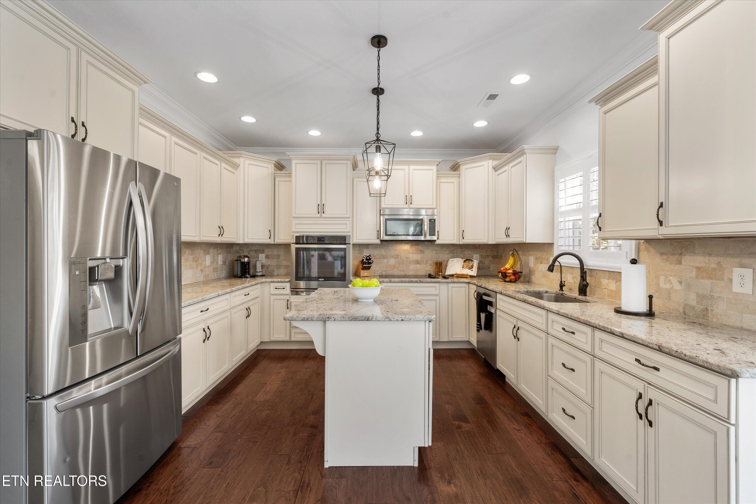 12204 Harpers Ferry Lane