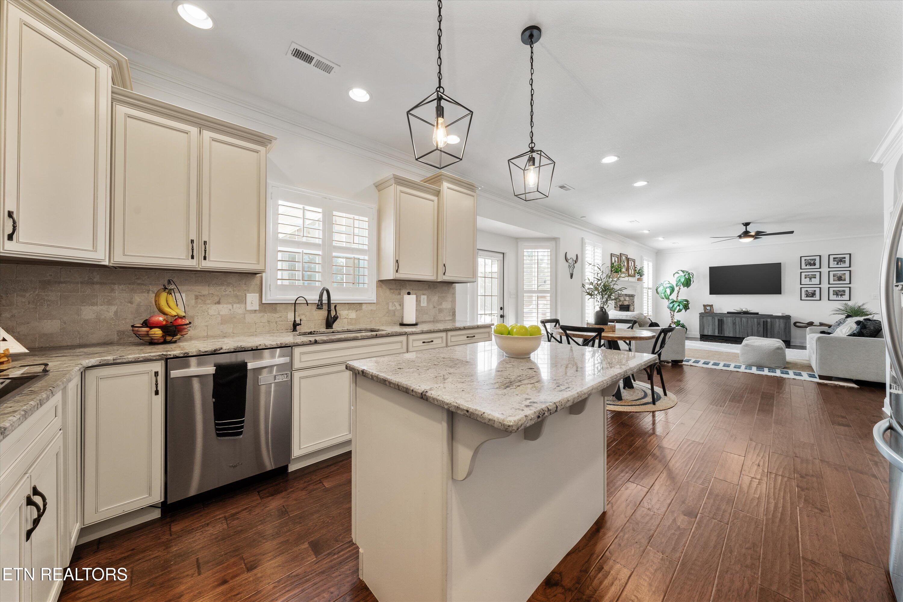 12204 Harpers Ferry Lane