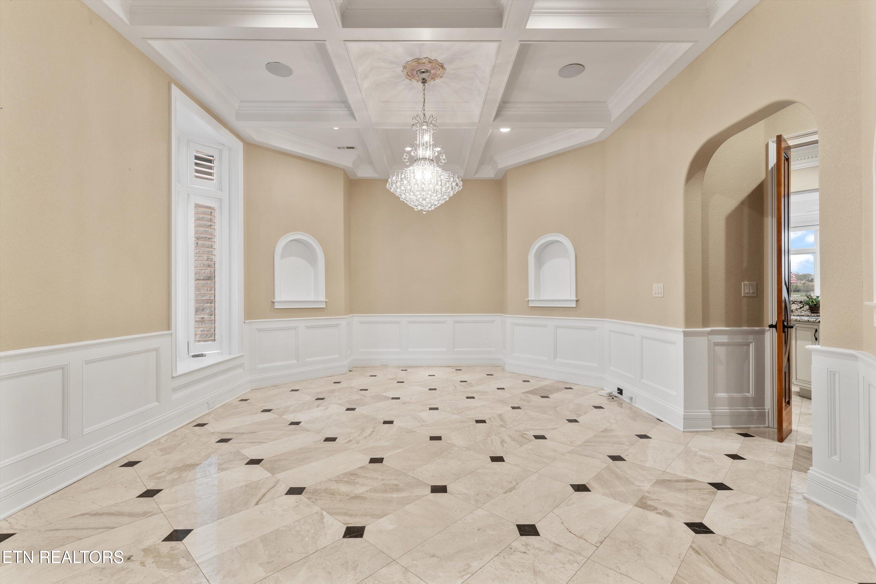 1439 Charlottesville Blvd