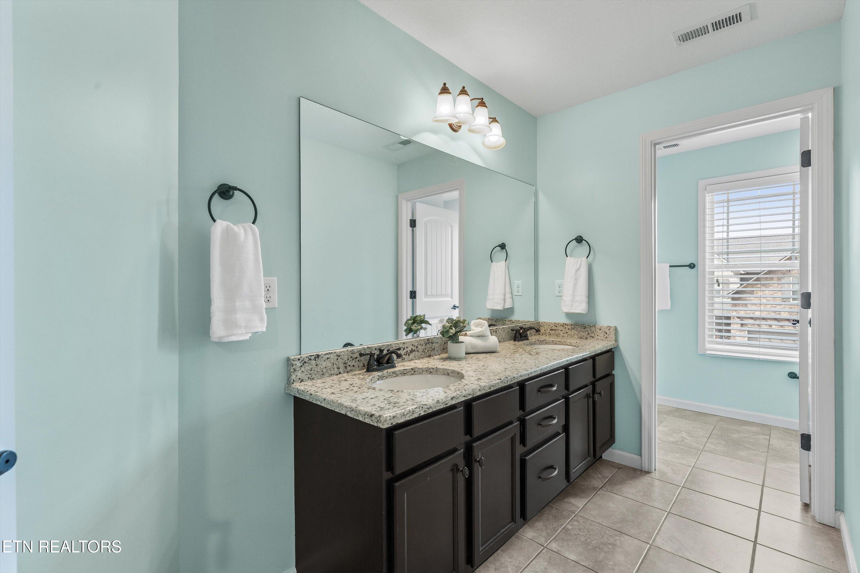 1119 Front Royal Lane