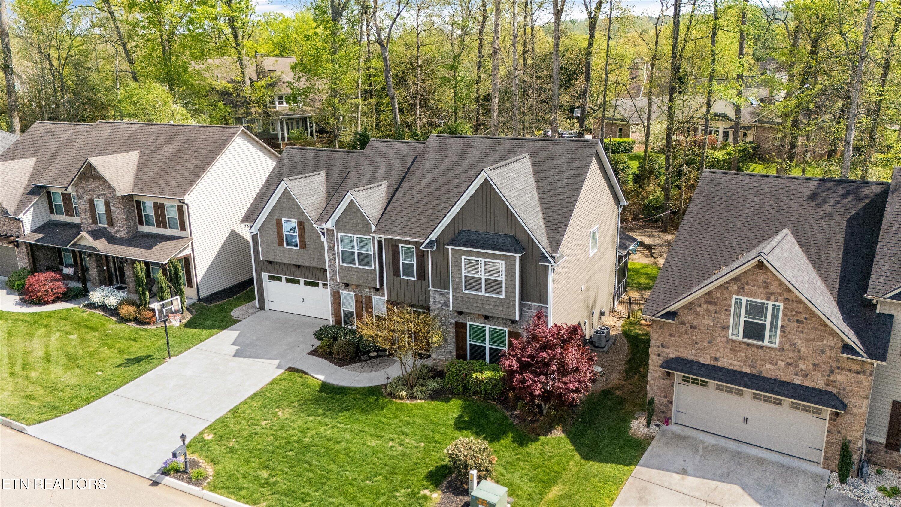 1119 Front Royal Lane