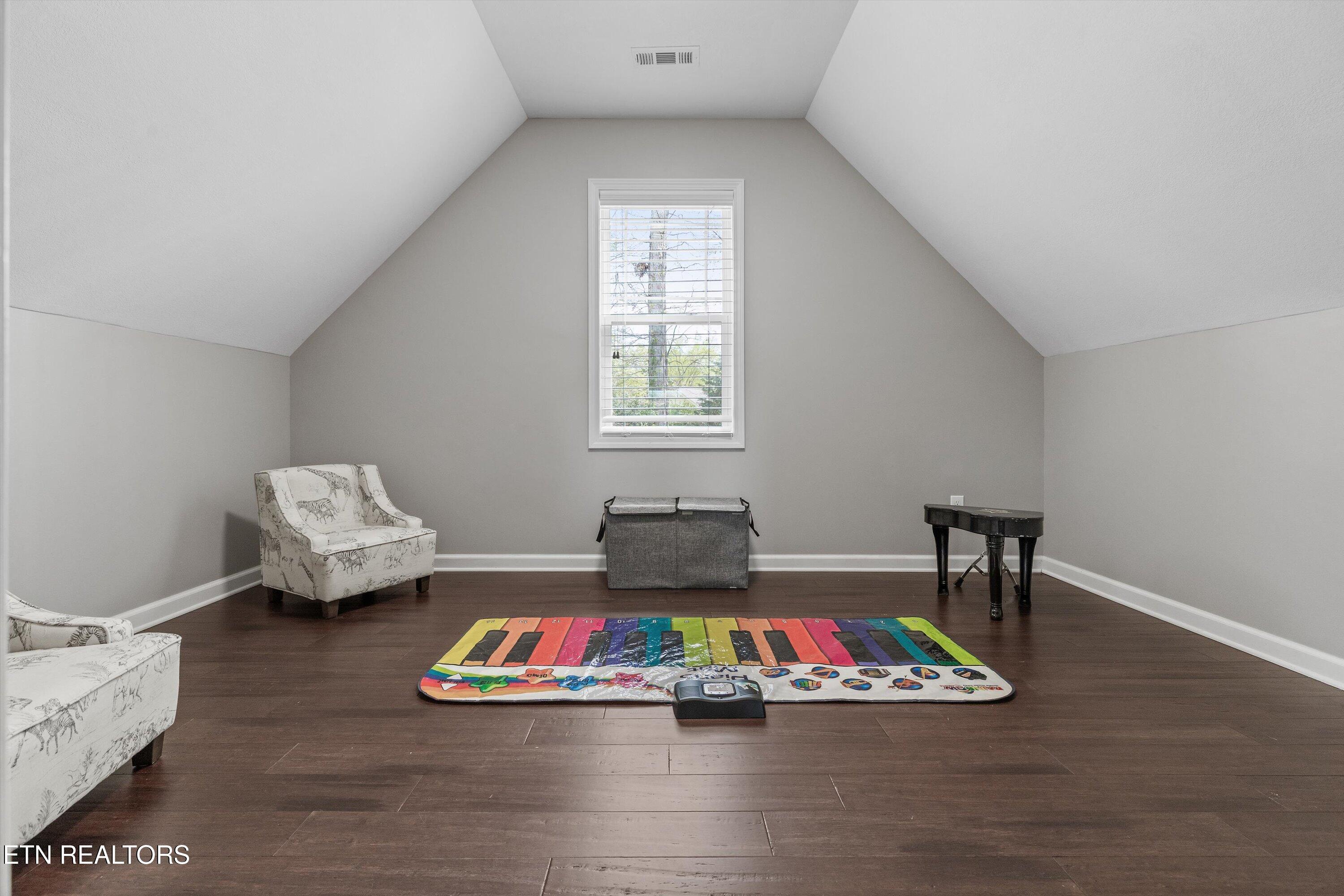 1119 Front Royal Lane