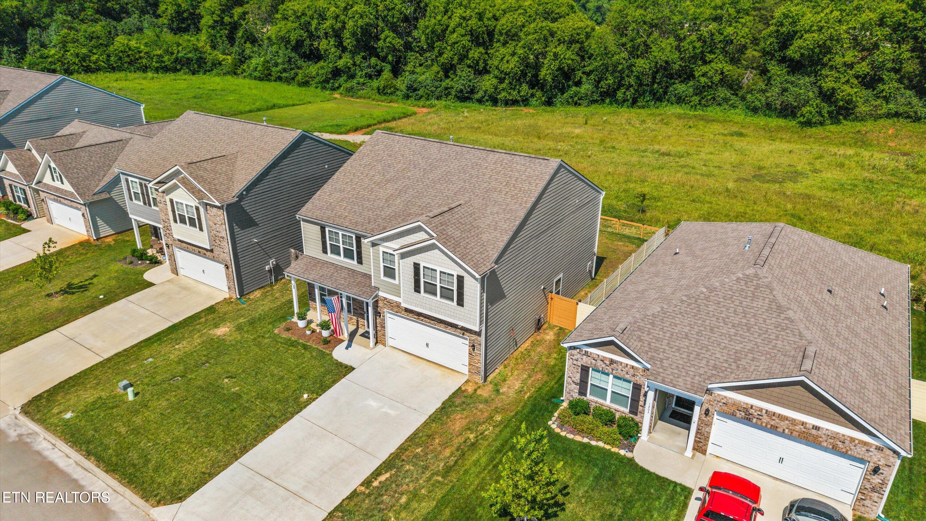 1171 Hampton Place Circle