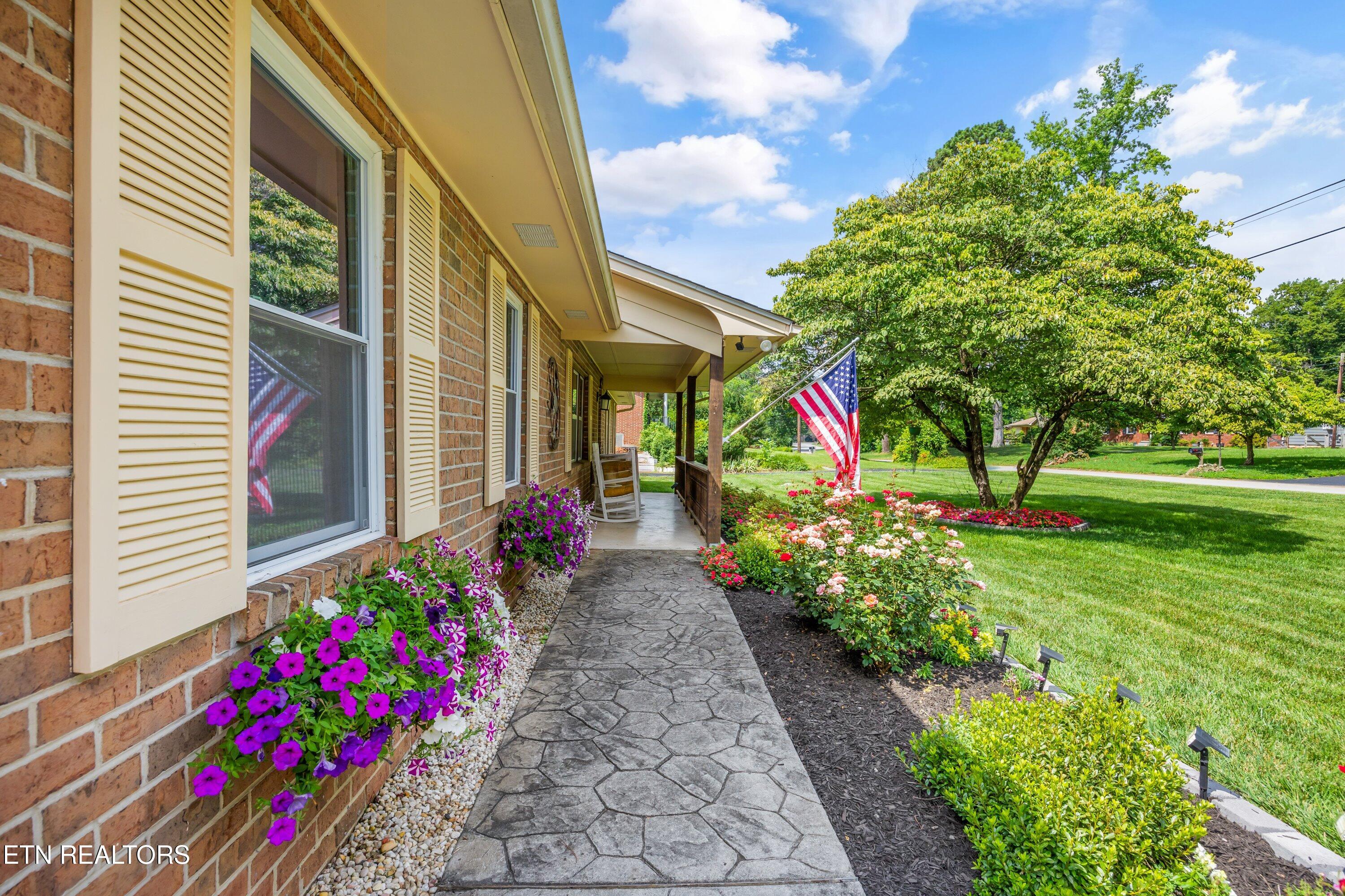 325 Hardwicke Drive