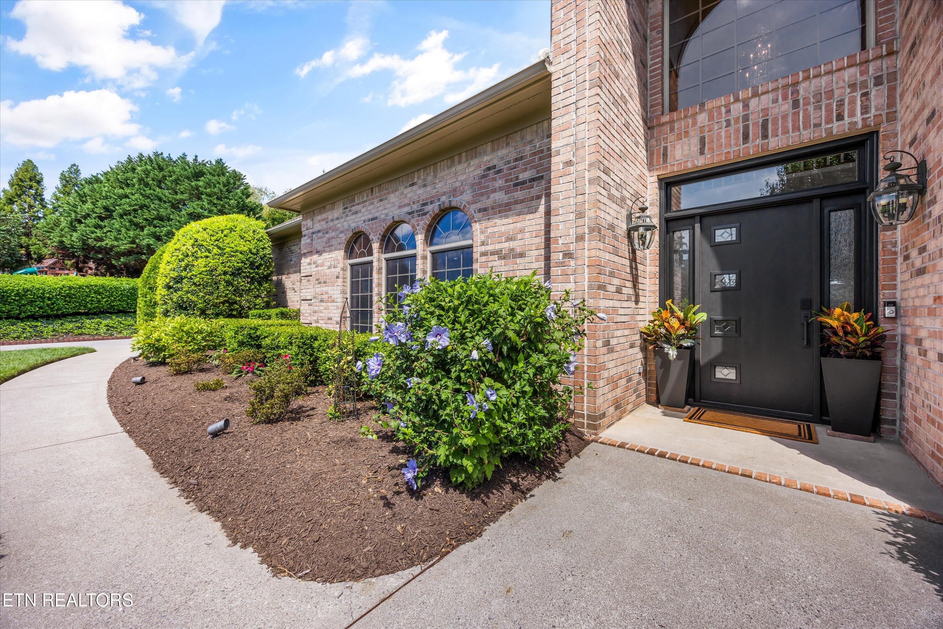 821 Mcguffeys Drive