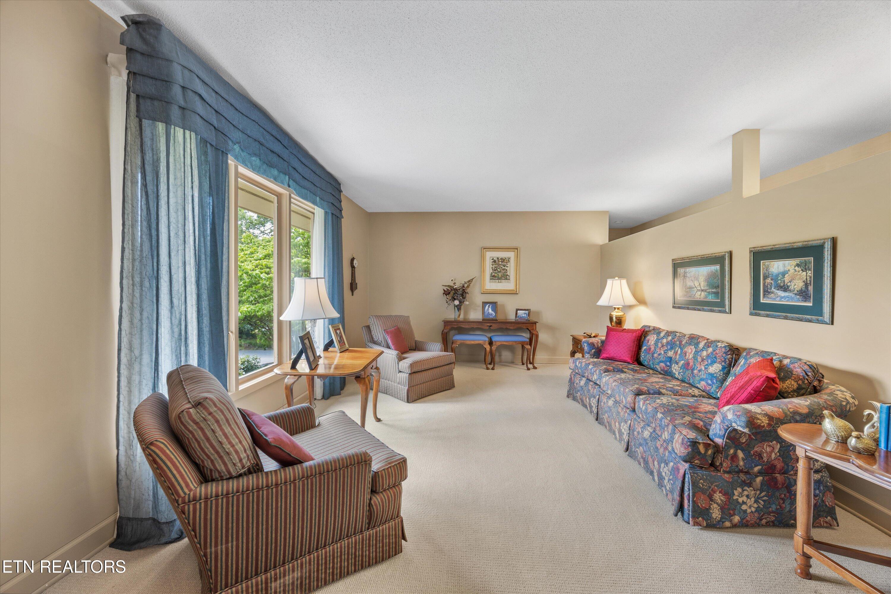 216 Saint Andrews Drive