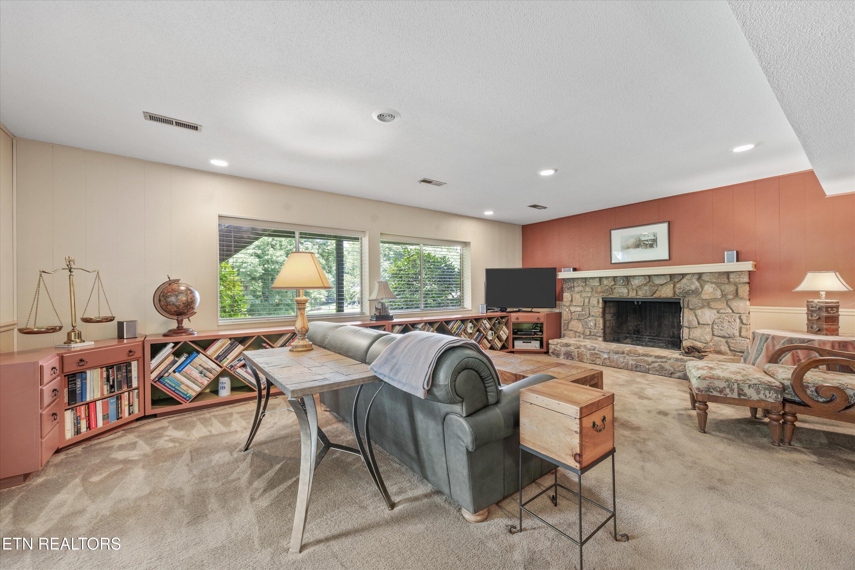 216 Saint Andrews Drive