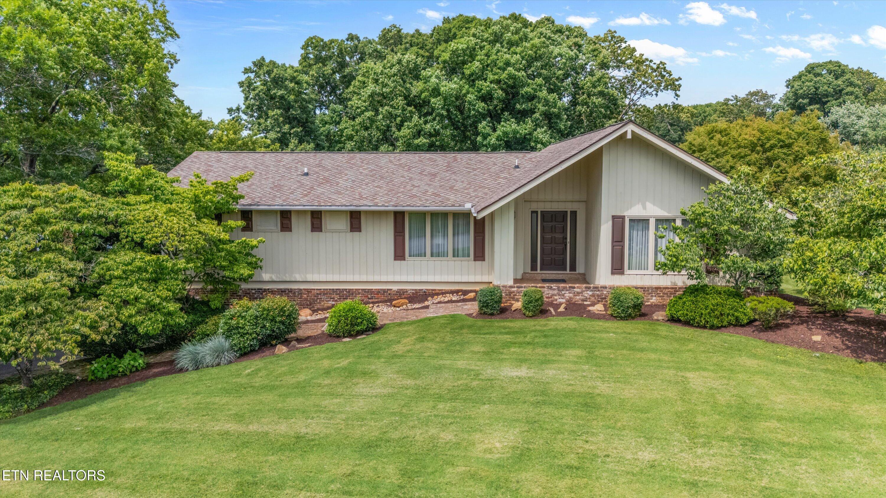 216 Saint Andrews Drive