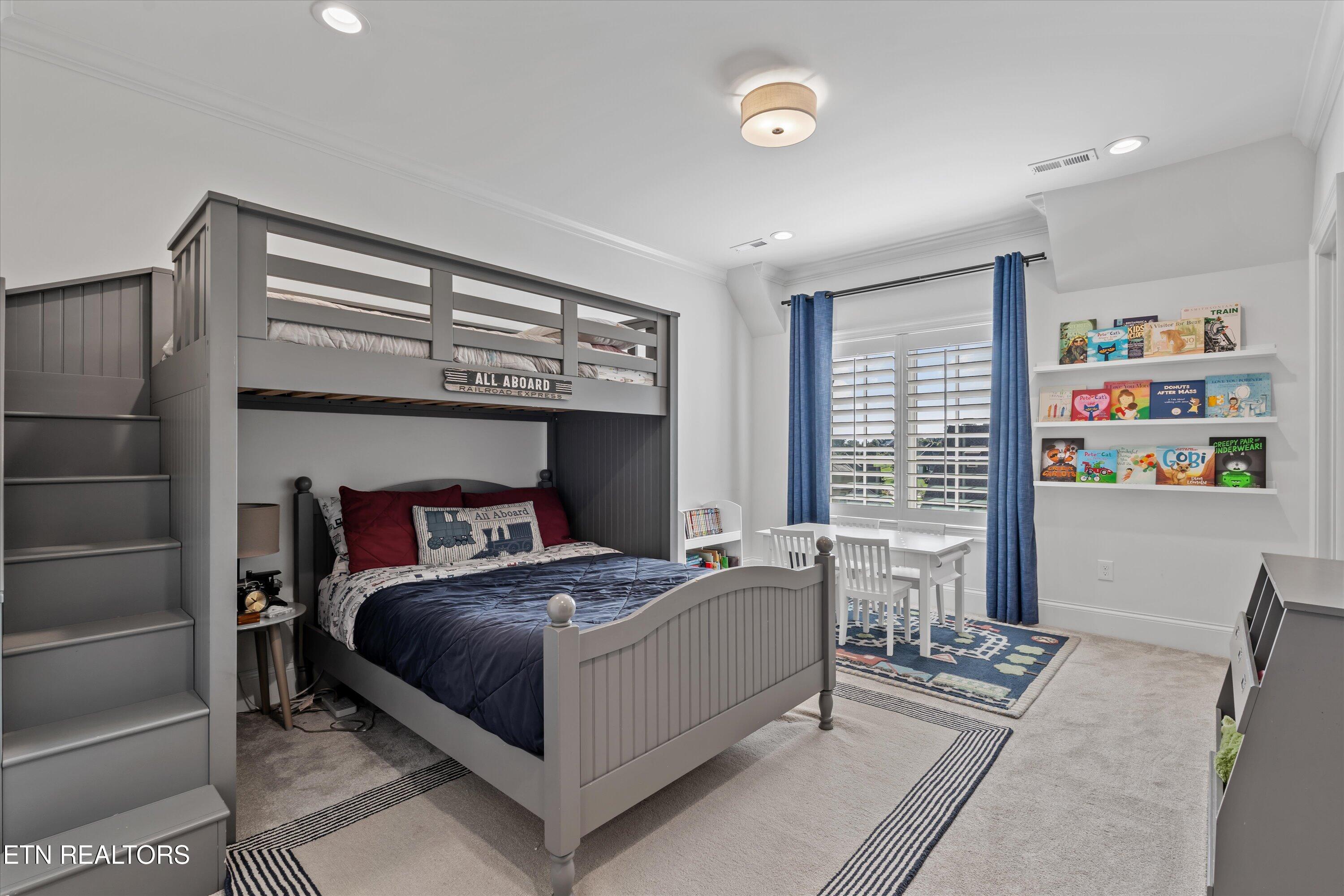 527 Larksong Drive