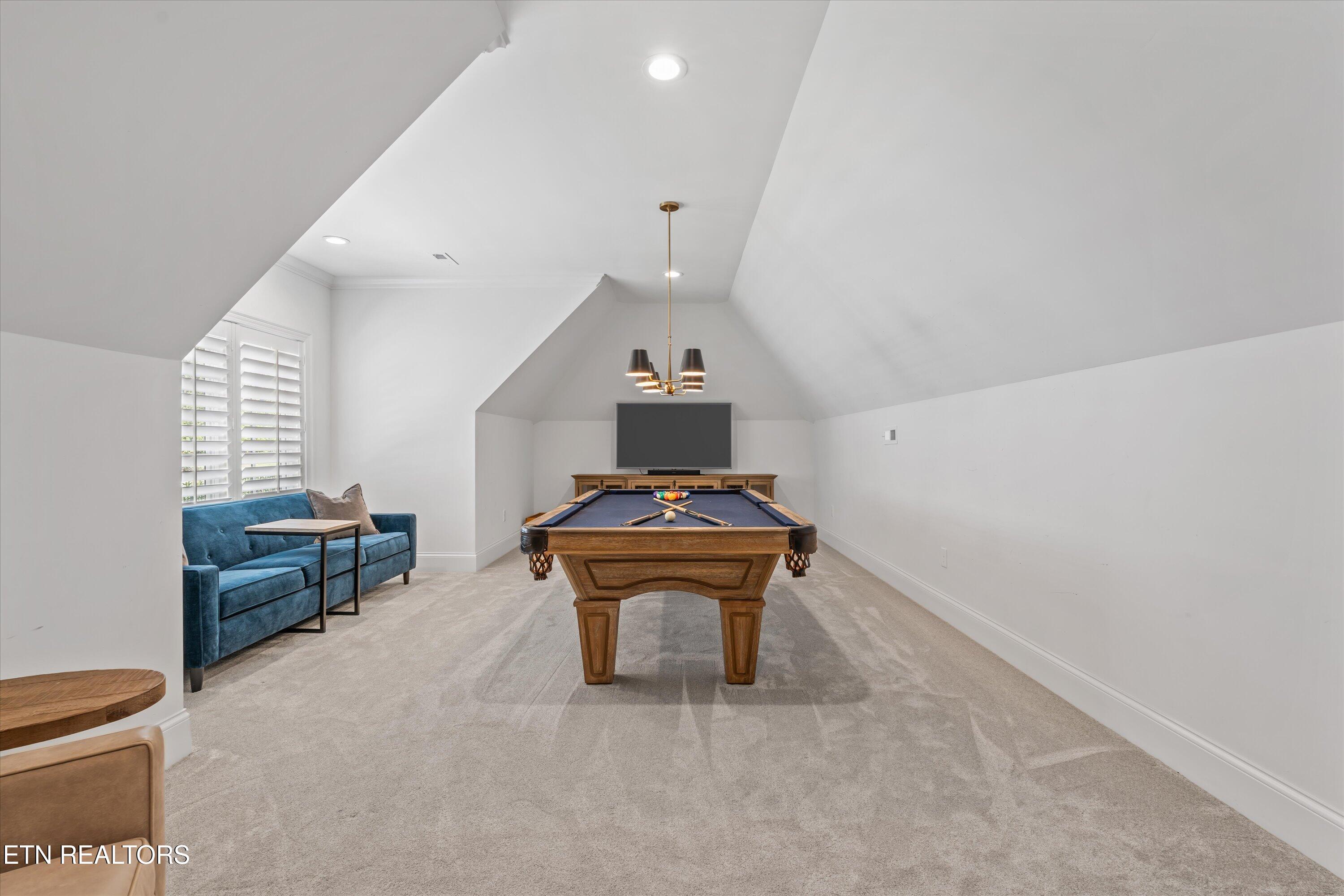 527 Larksong Drive