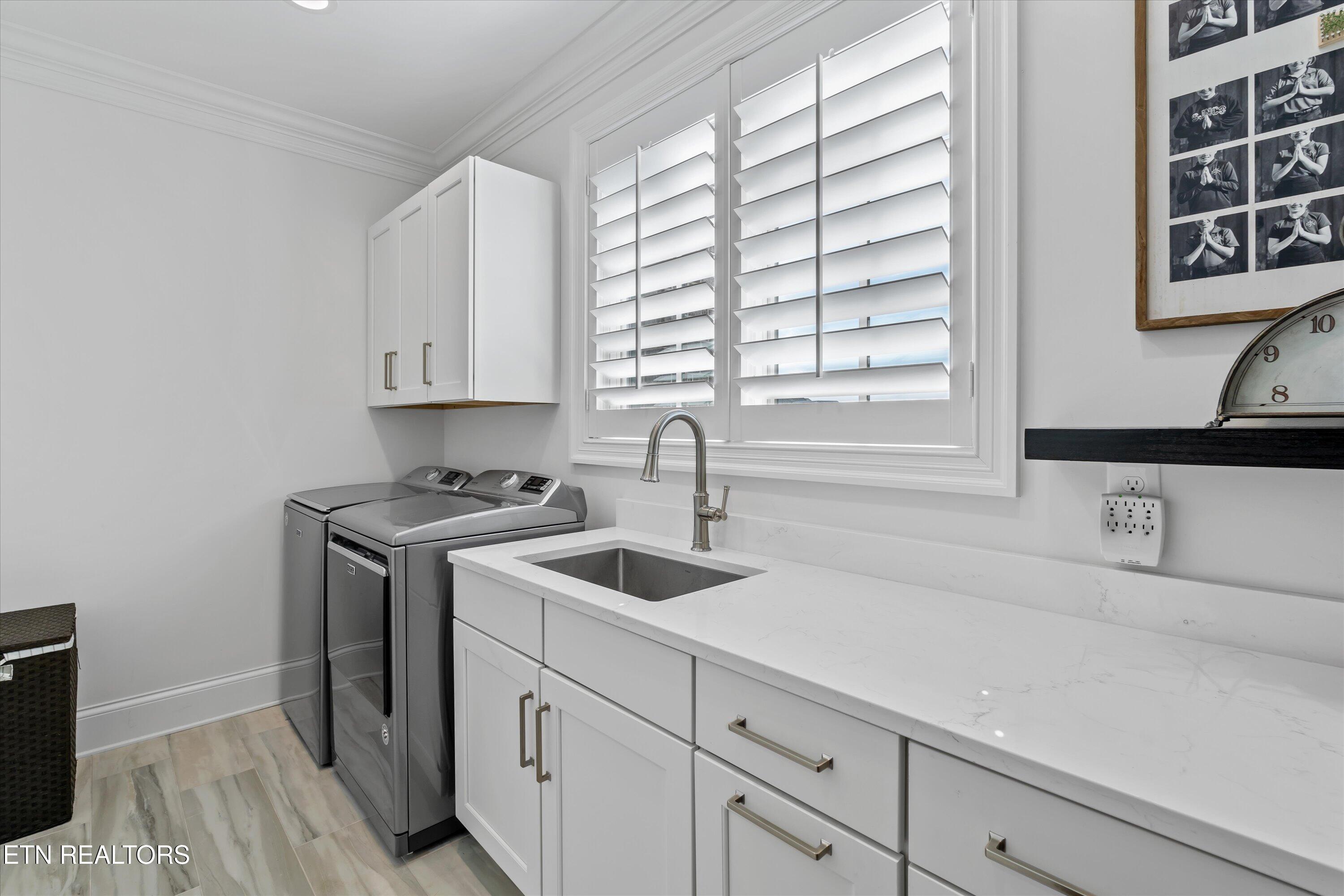 527 Larksong Drive