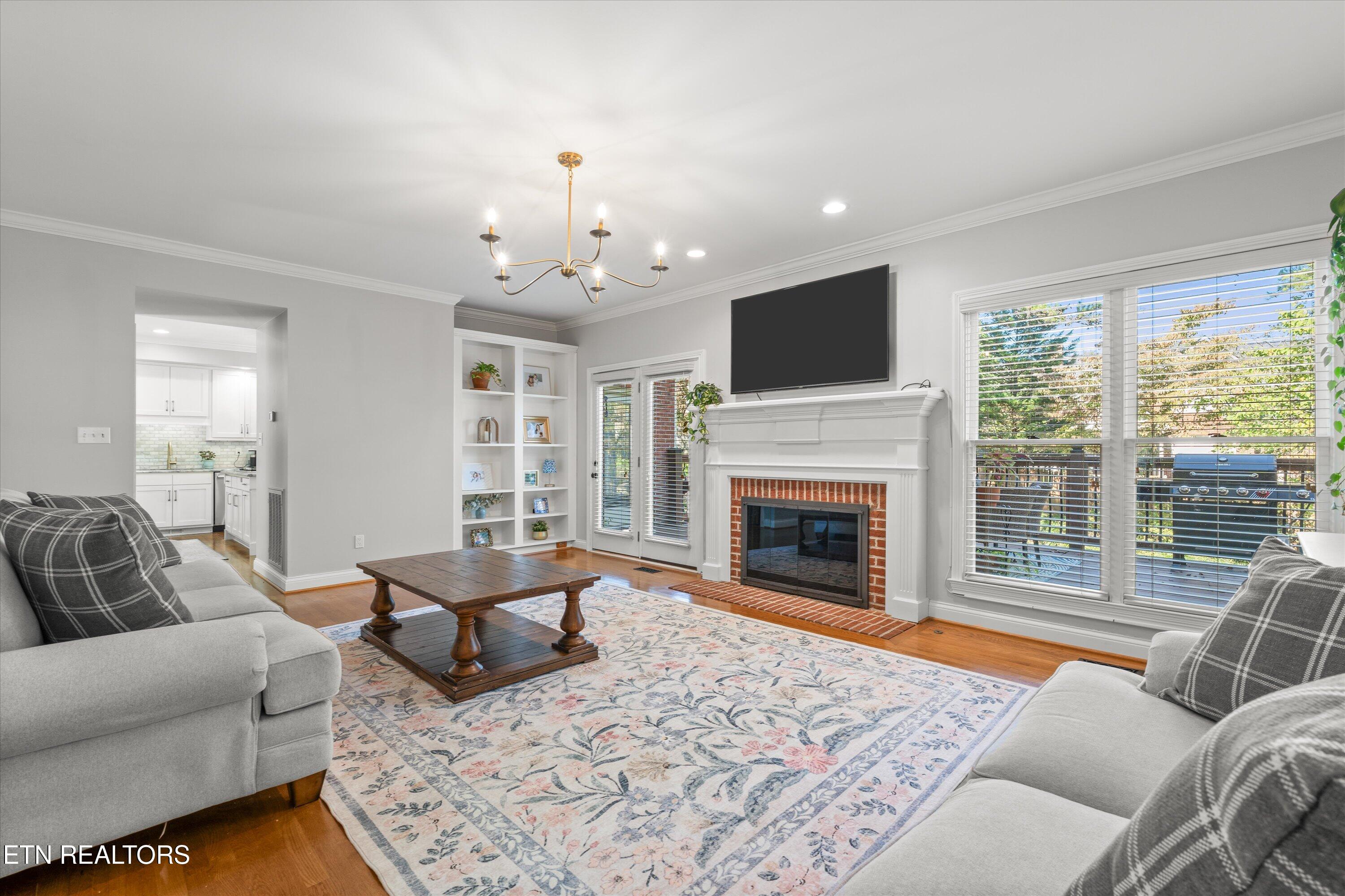 11919 Burnside Place