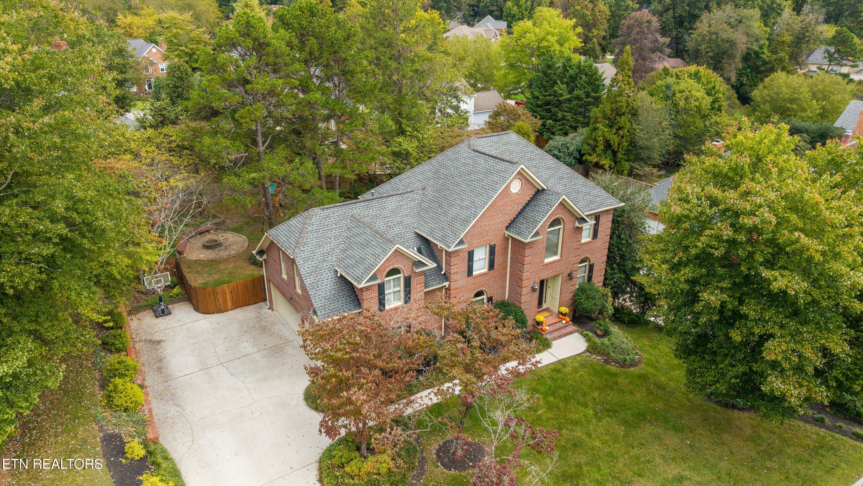 11919 Burnside Place