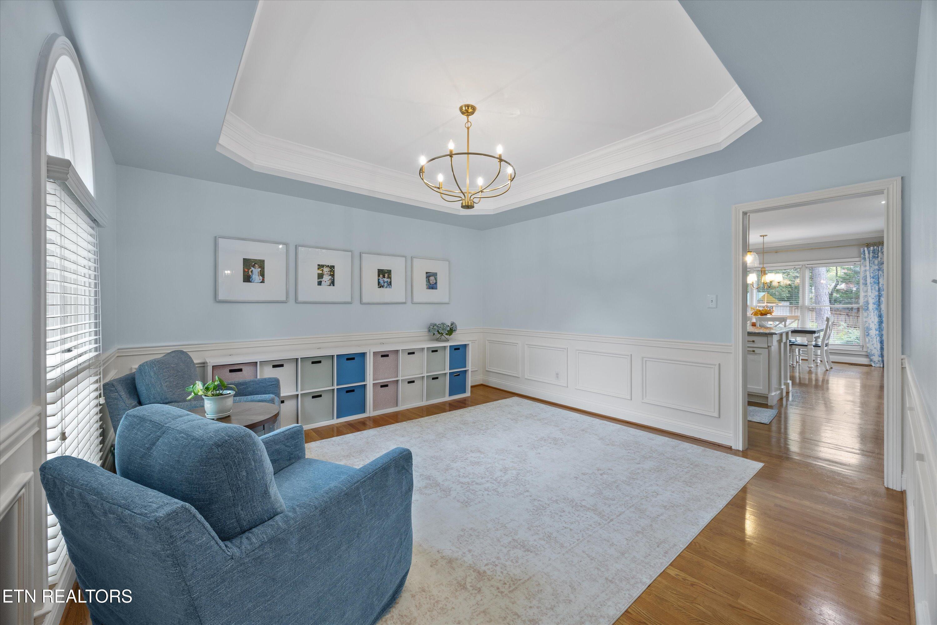 11919 Burnside Place