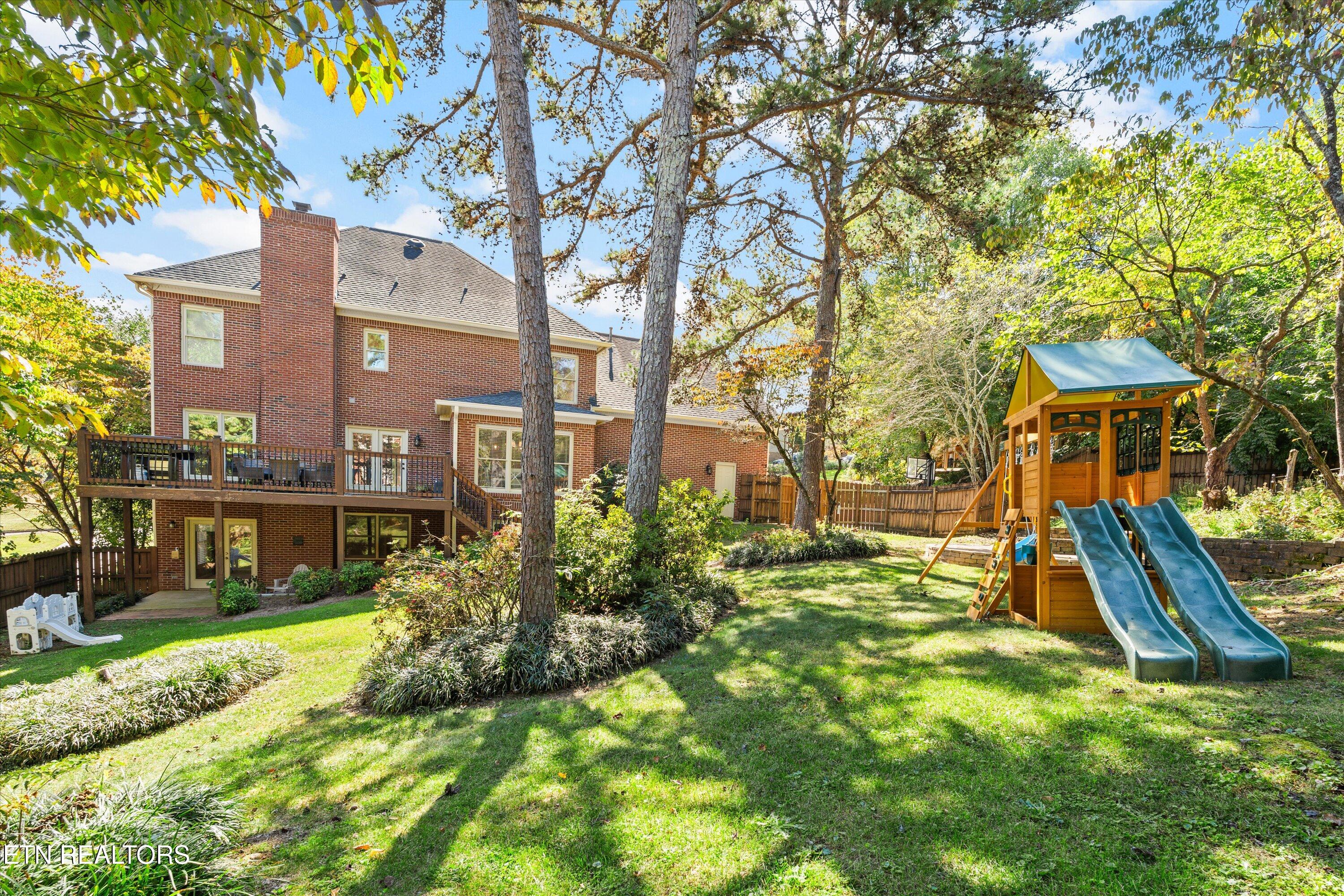 11919 Burnside Place