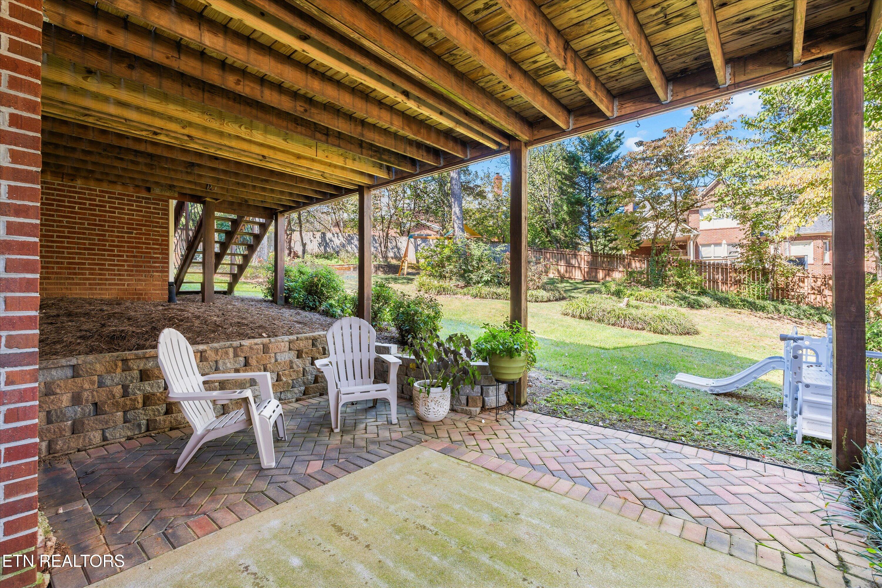 11919 Burnside Place