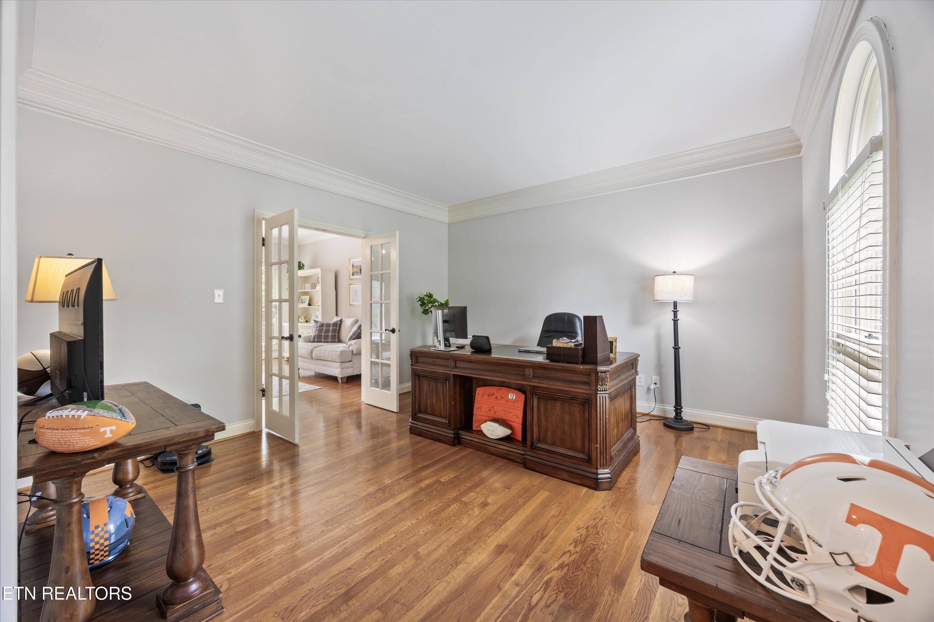 11919 Burnside Place