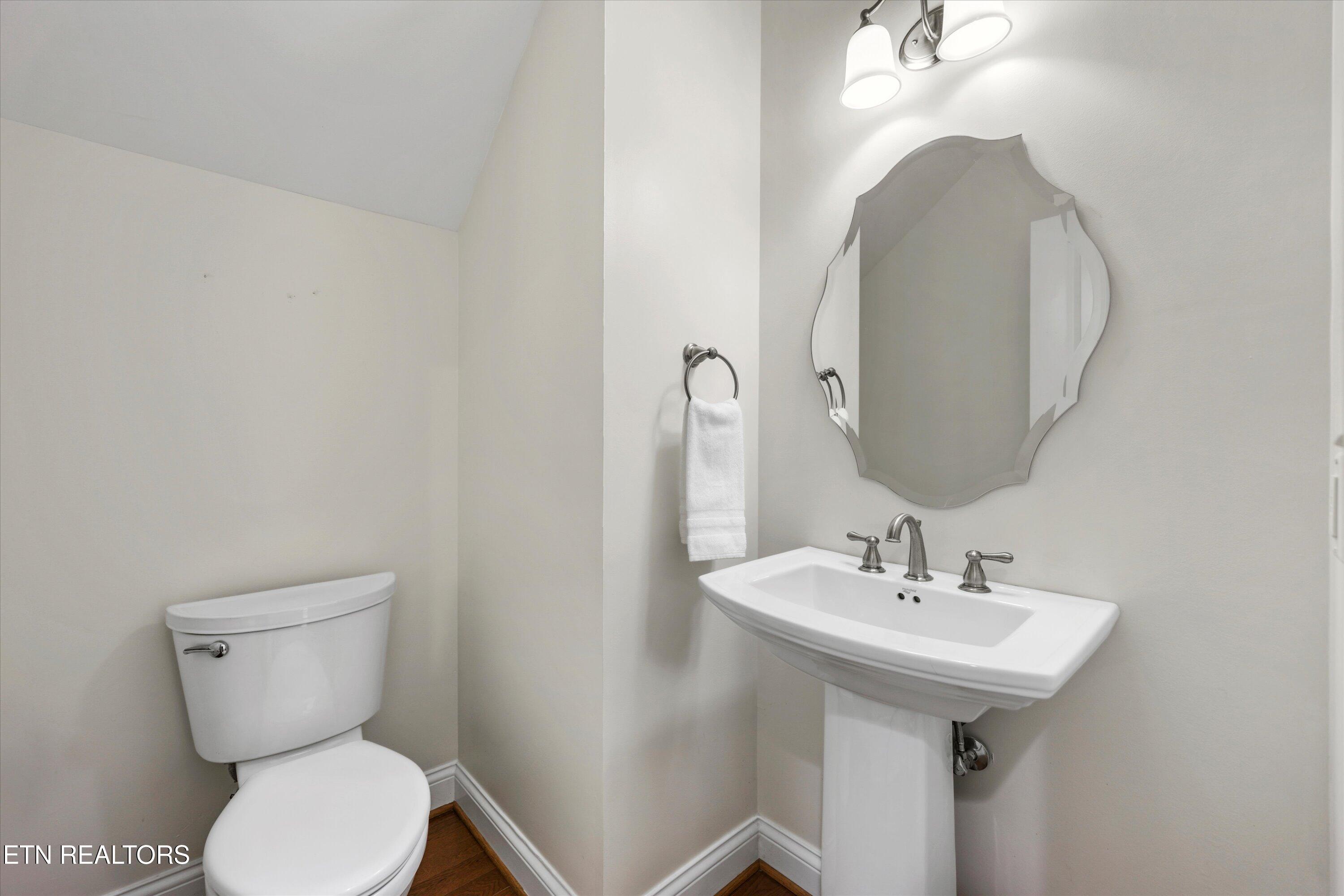 11338 Shady Slope Way