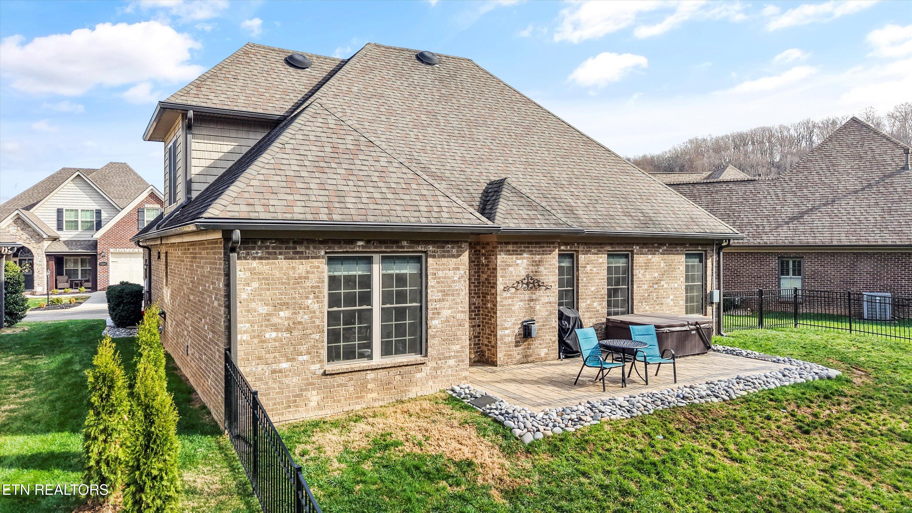 11338 Shady Slope Way