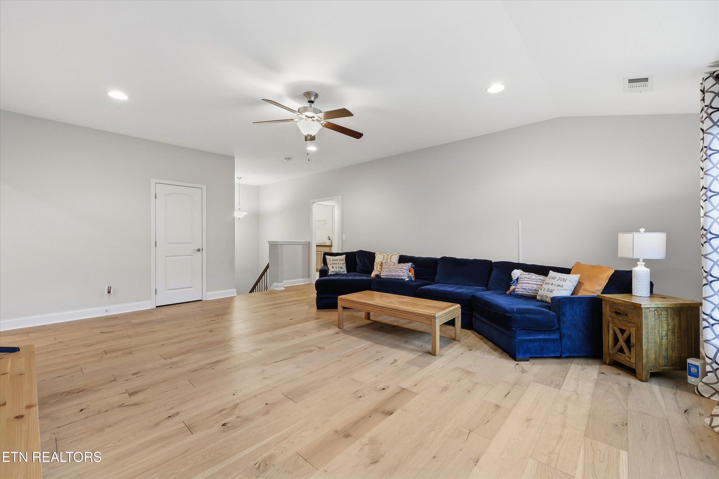 2042 Gusty Wind Lane