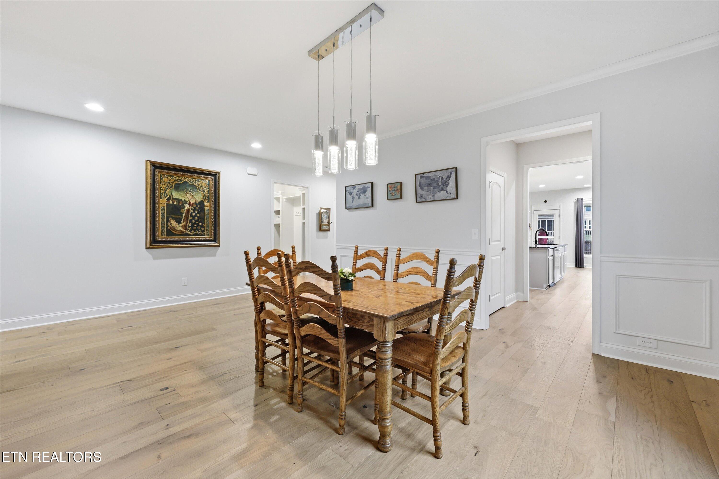 2042 Gusty Wind Lane