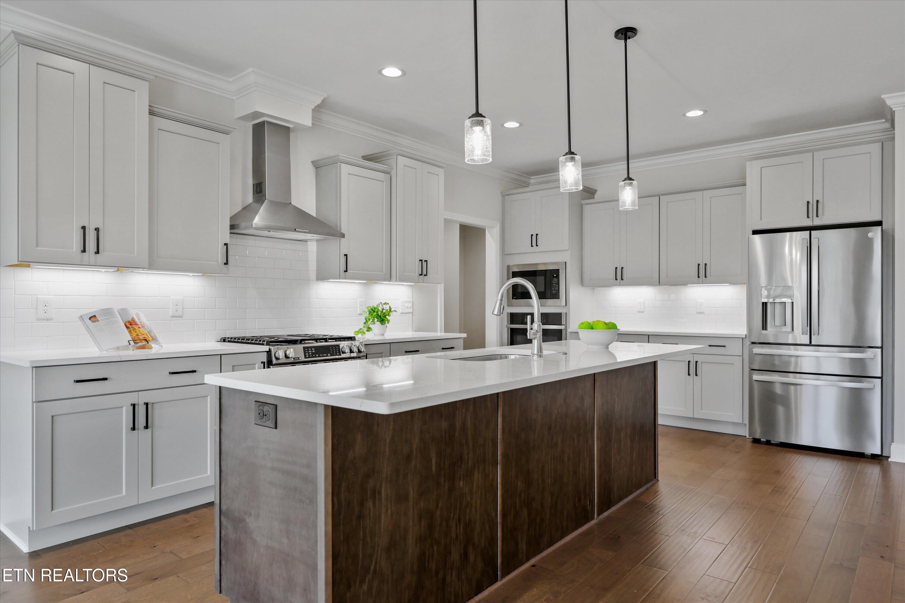 12054 Avery Manor Lane