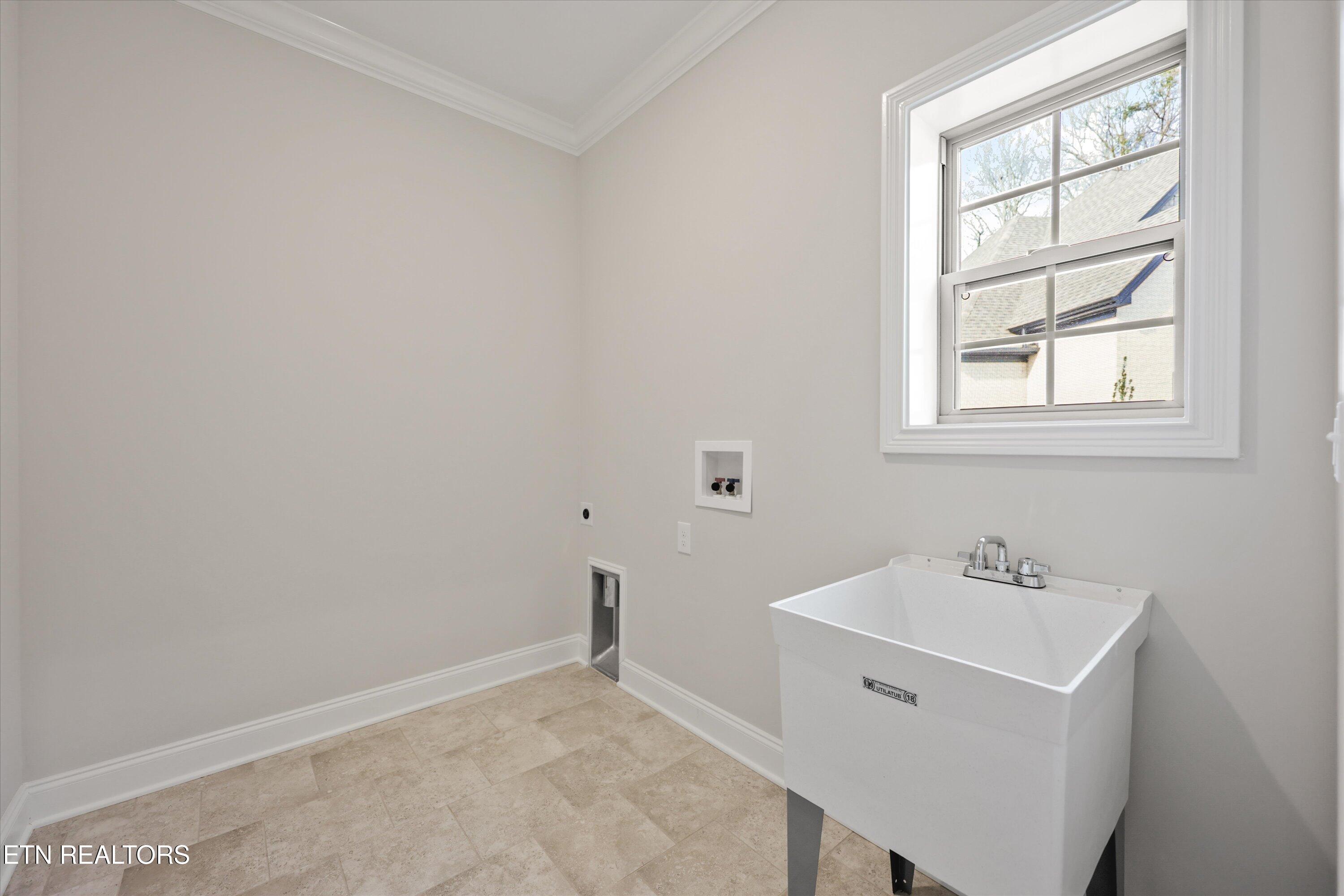 12054 Avery Manor Lane