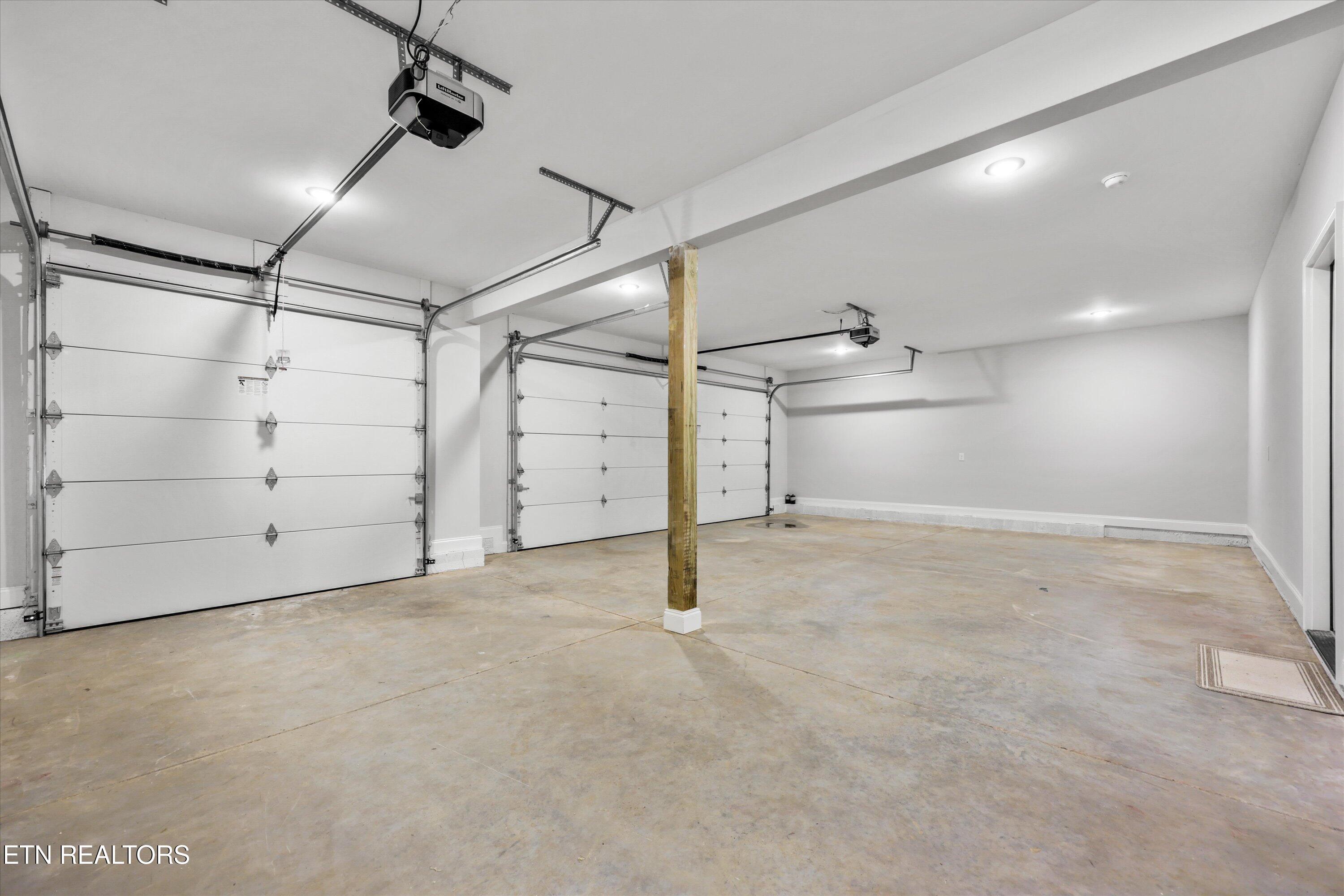 12054 Avery Manor Lane