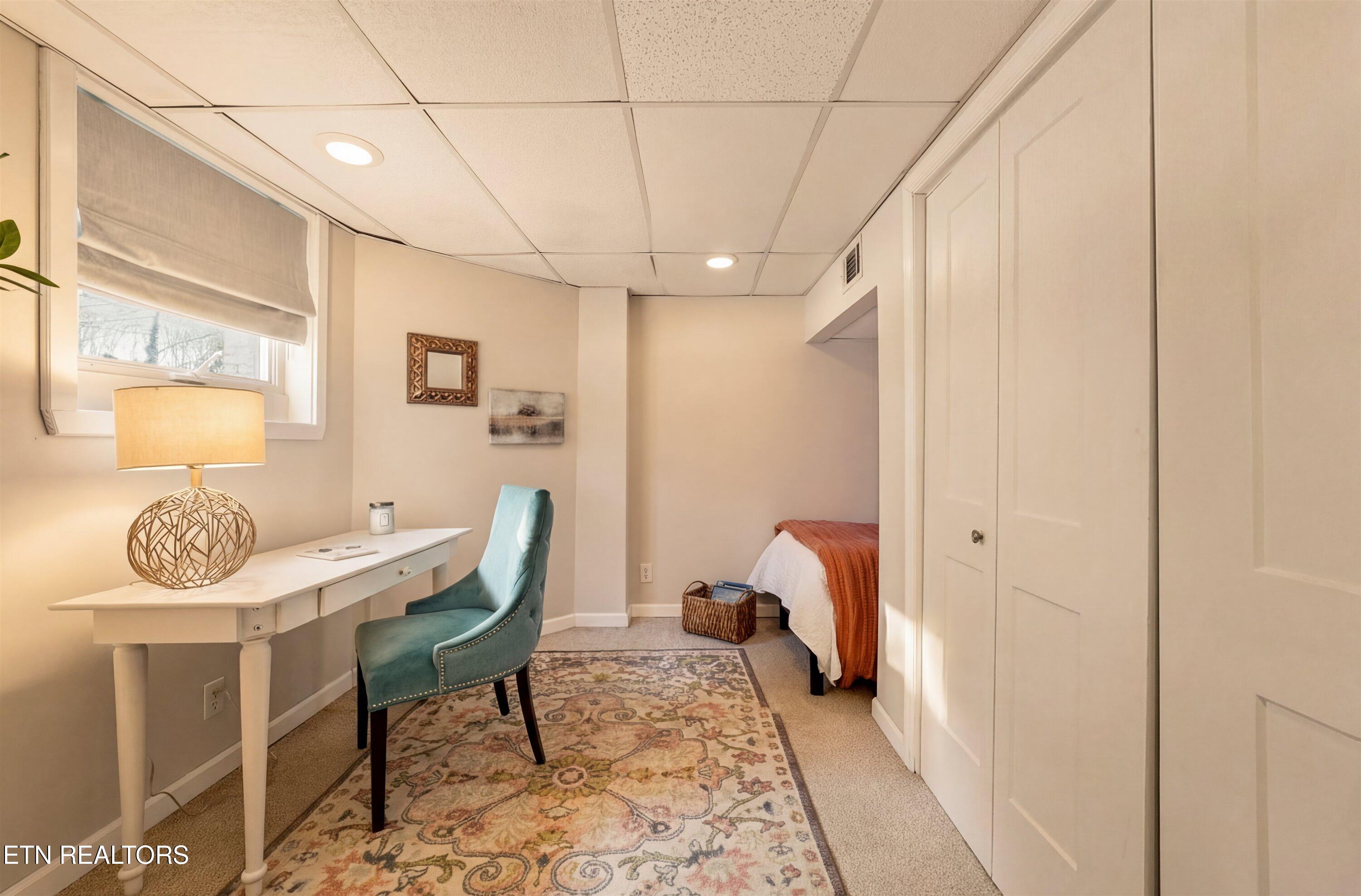 6911 Nubbin Ridge Drive