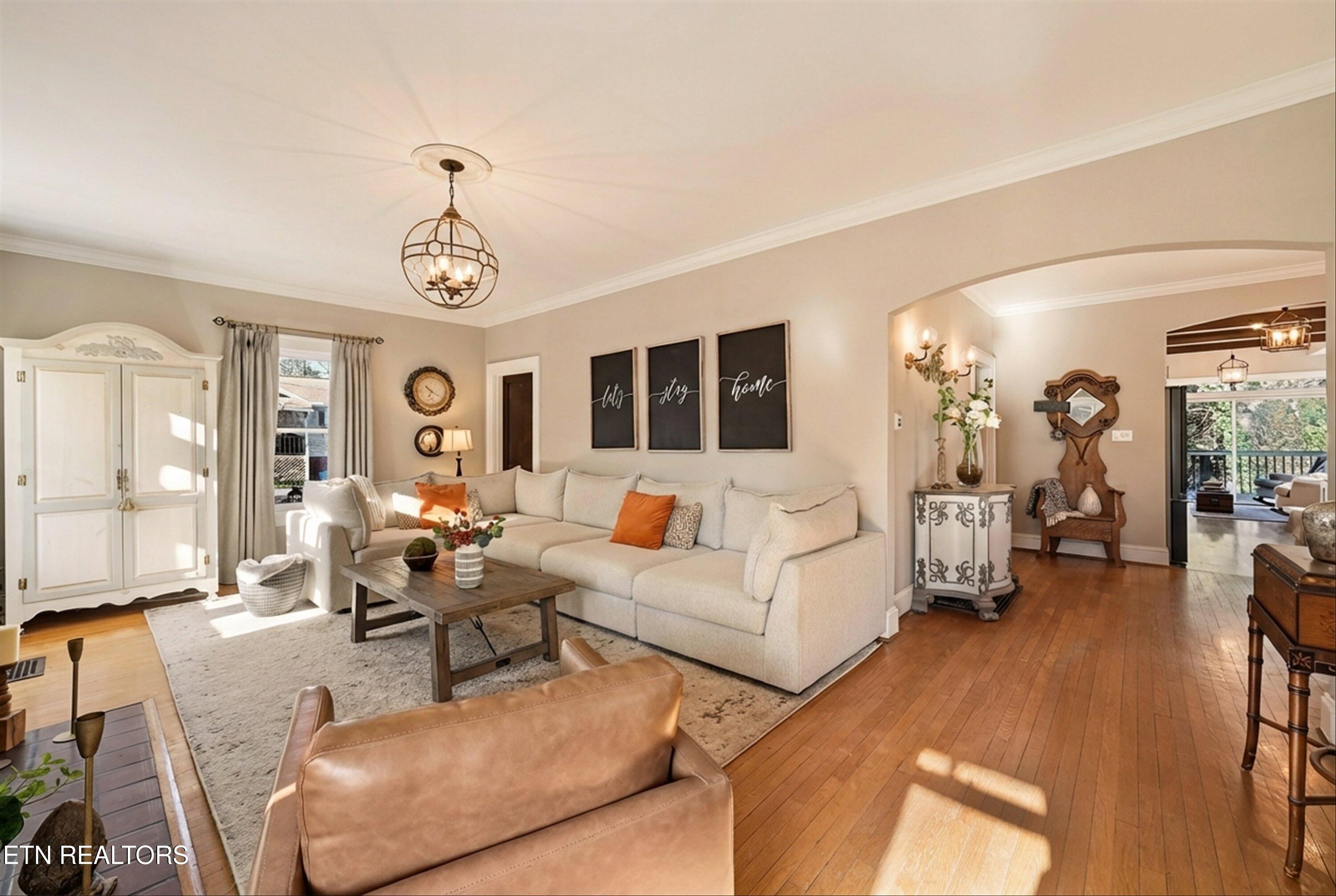 6911 Nubbin Ridge Drive