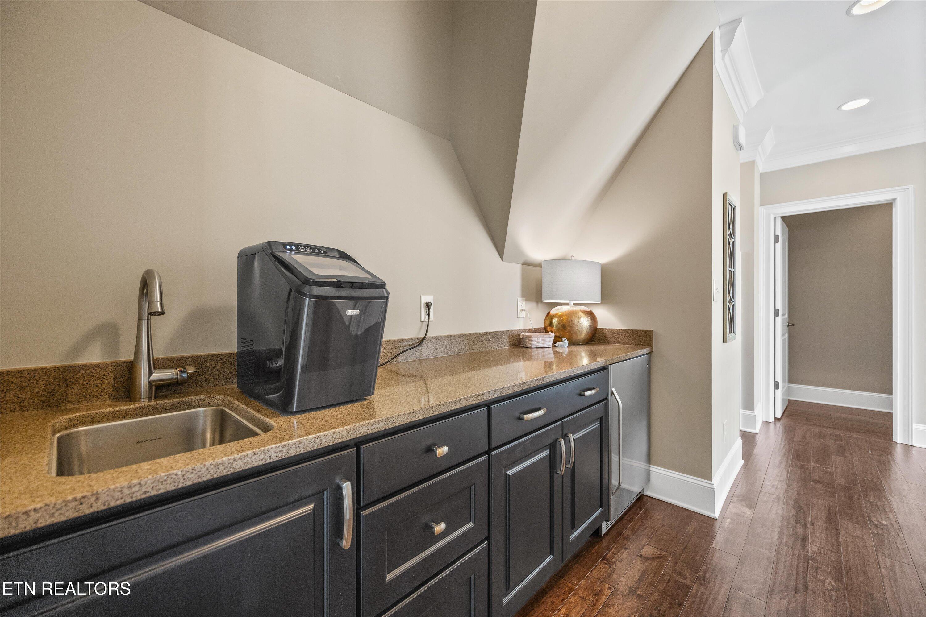 1440 Charlottesville Blvd