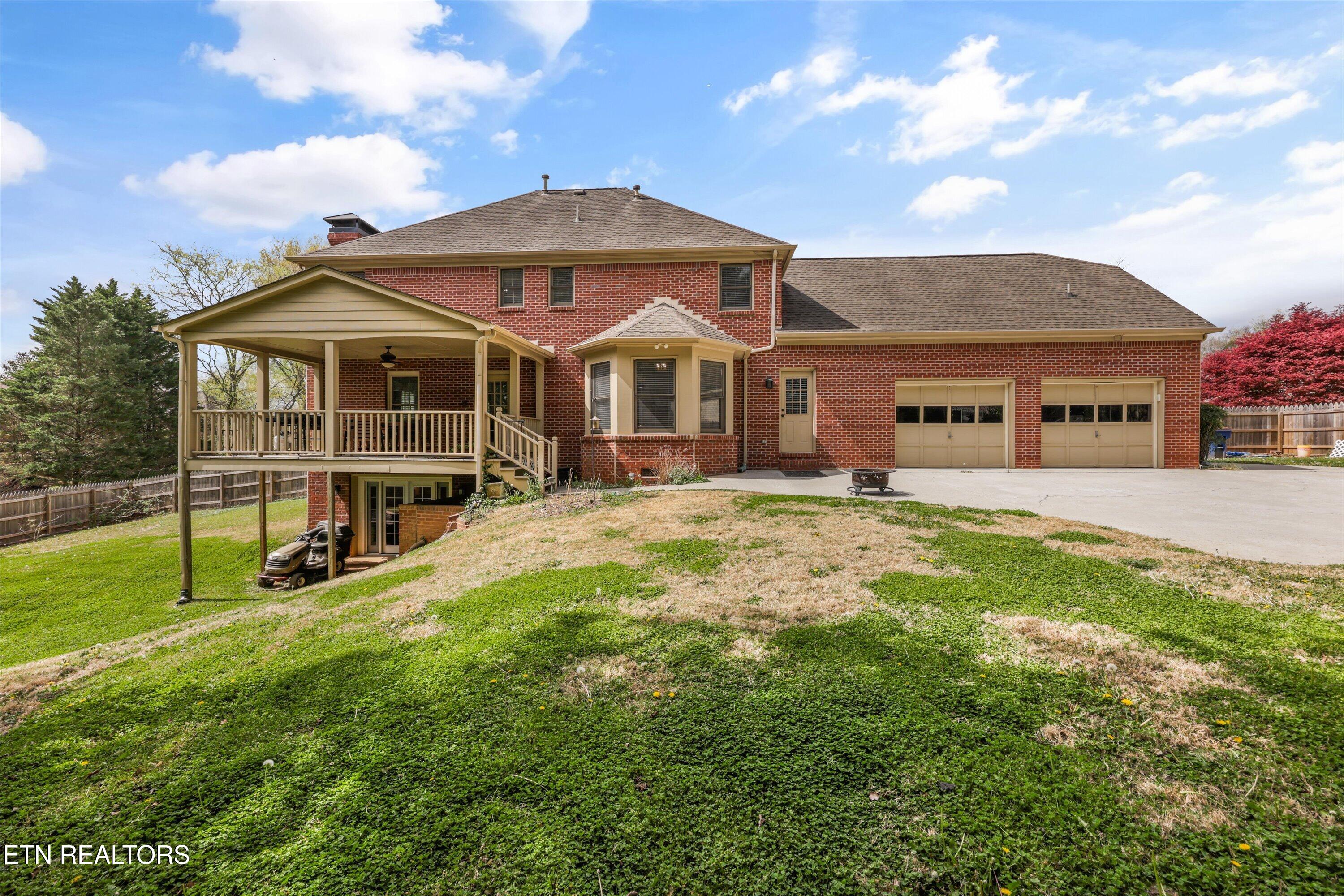 11901 Butternut Lane