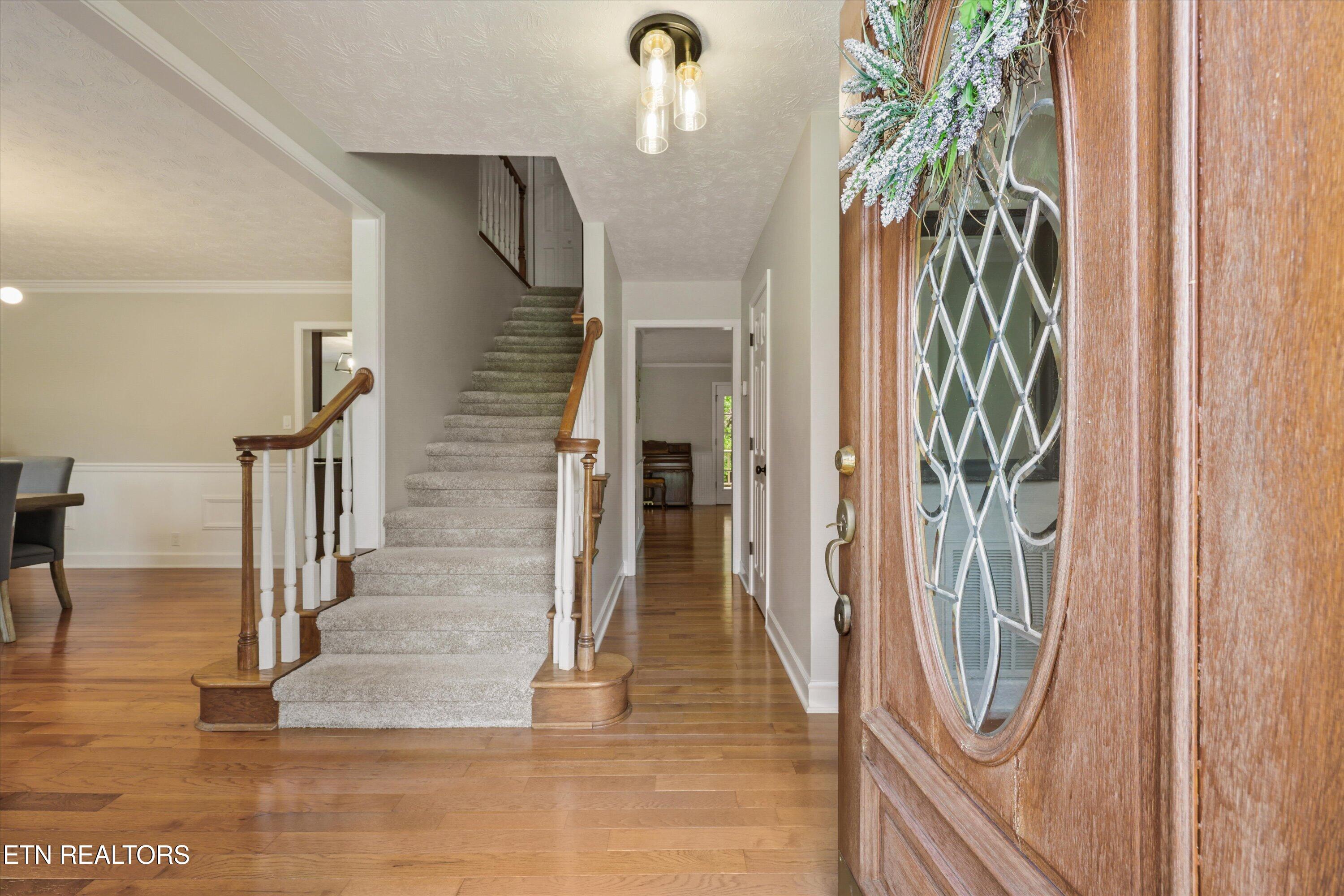 11901 Butternut Lane